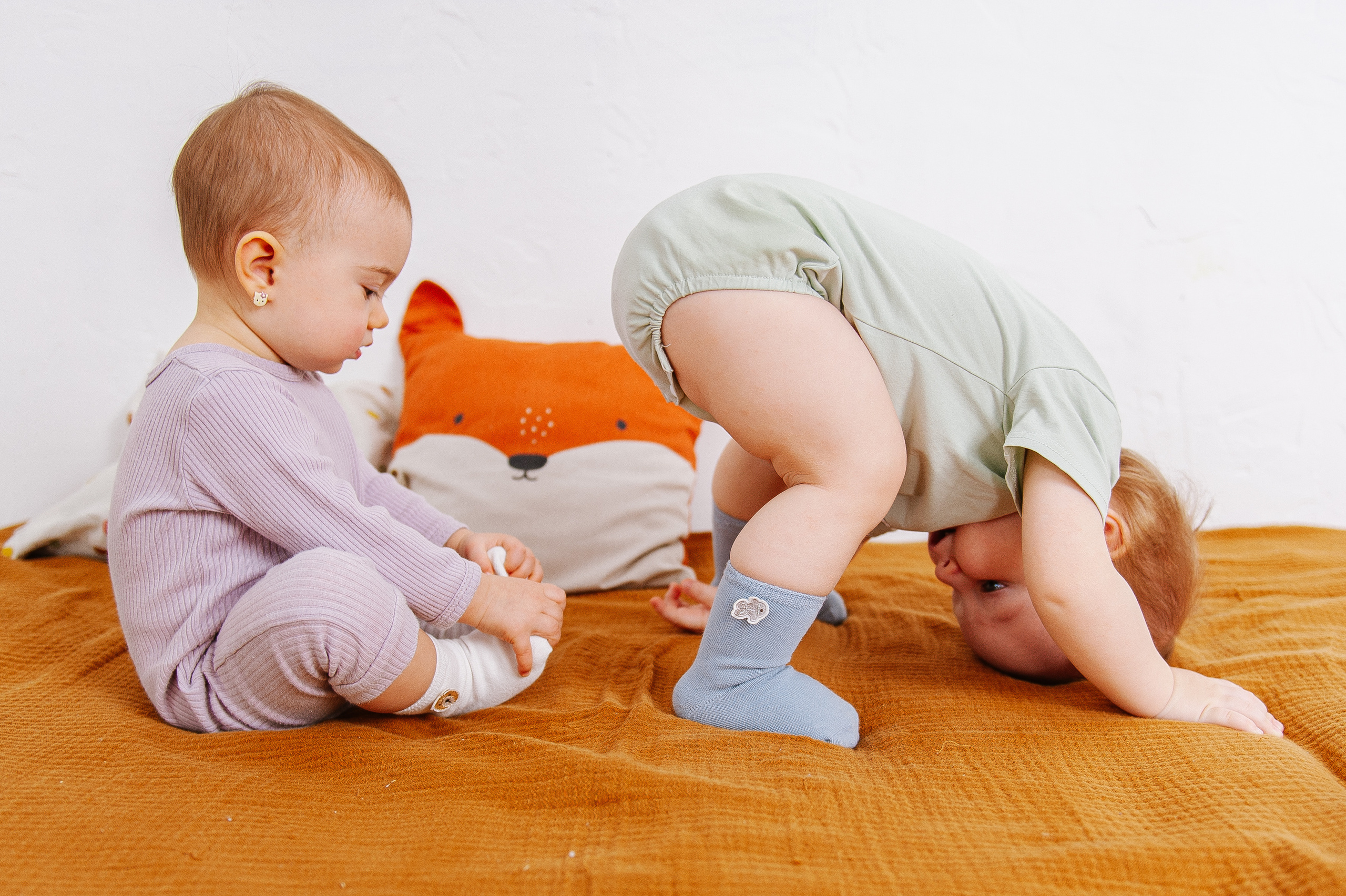 Детские пледы/пеленки/носочки. Ozon/wb