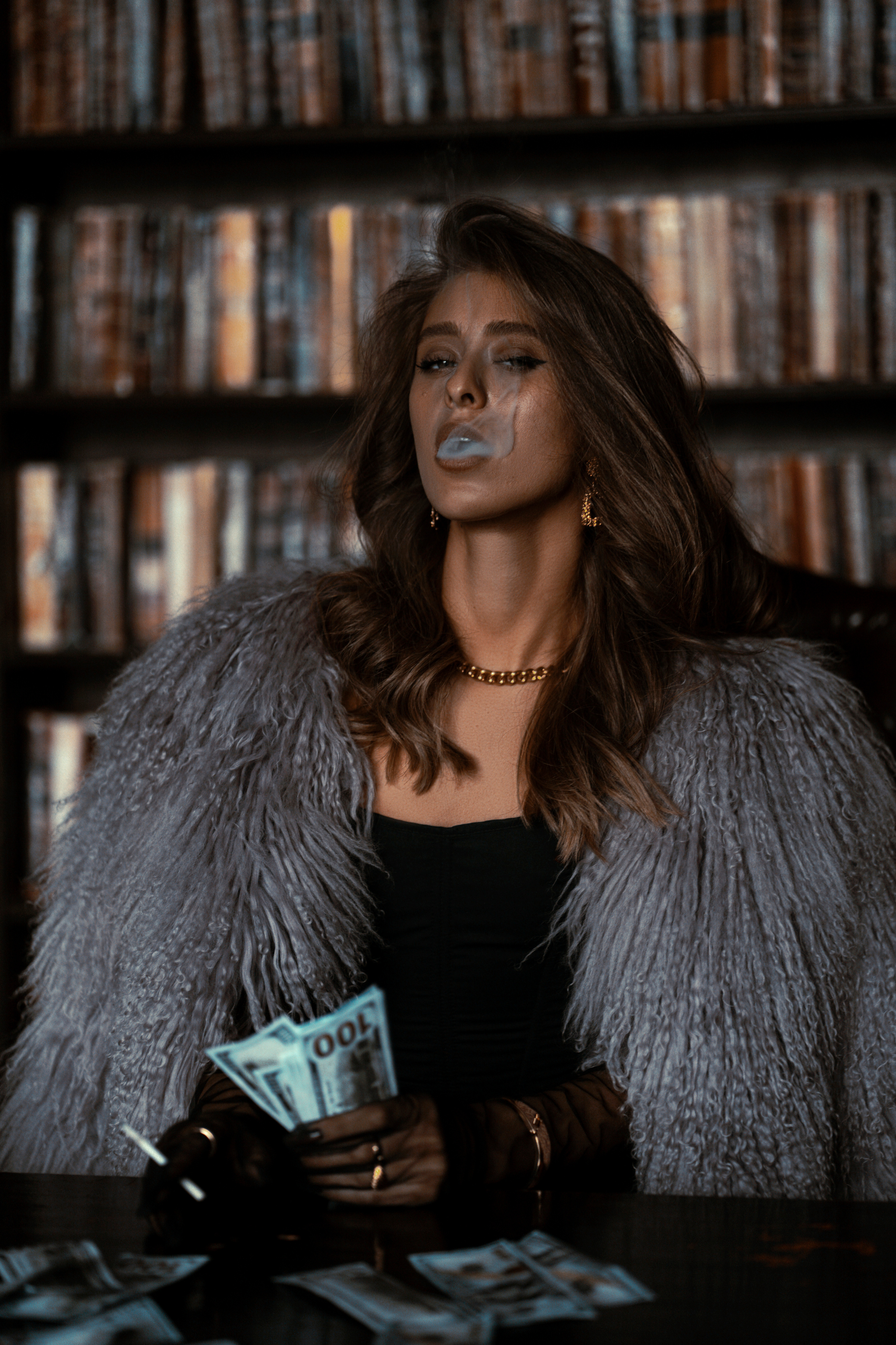 Александра. Главная