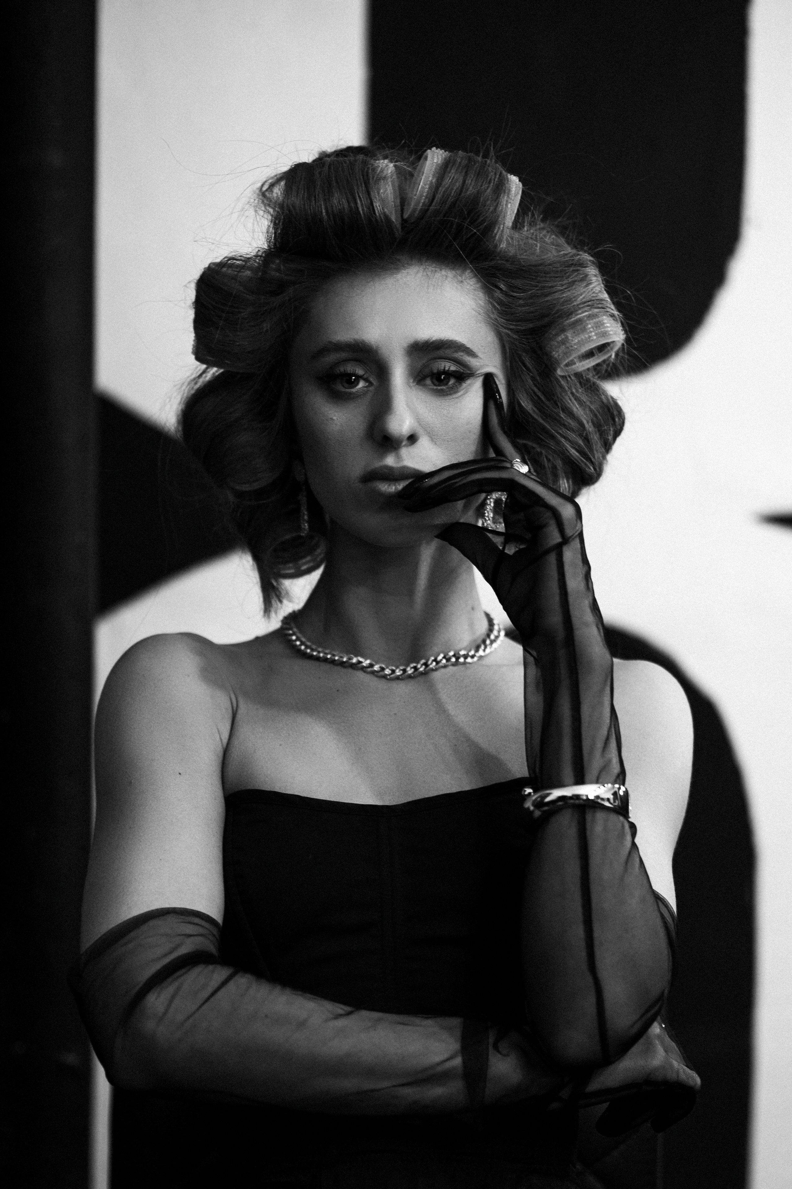 Александра. Главная