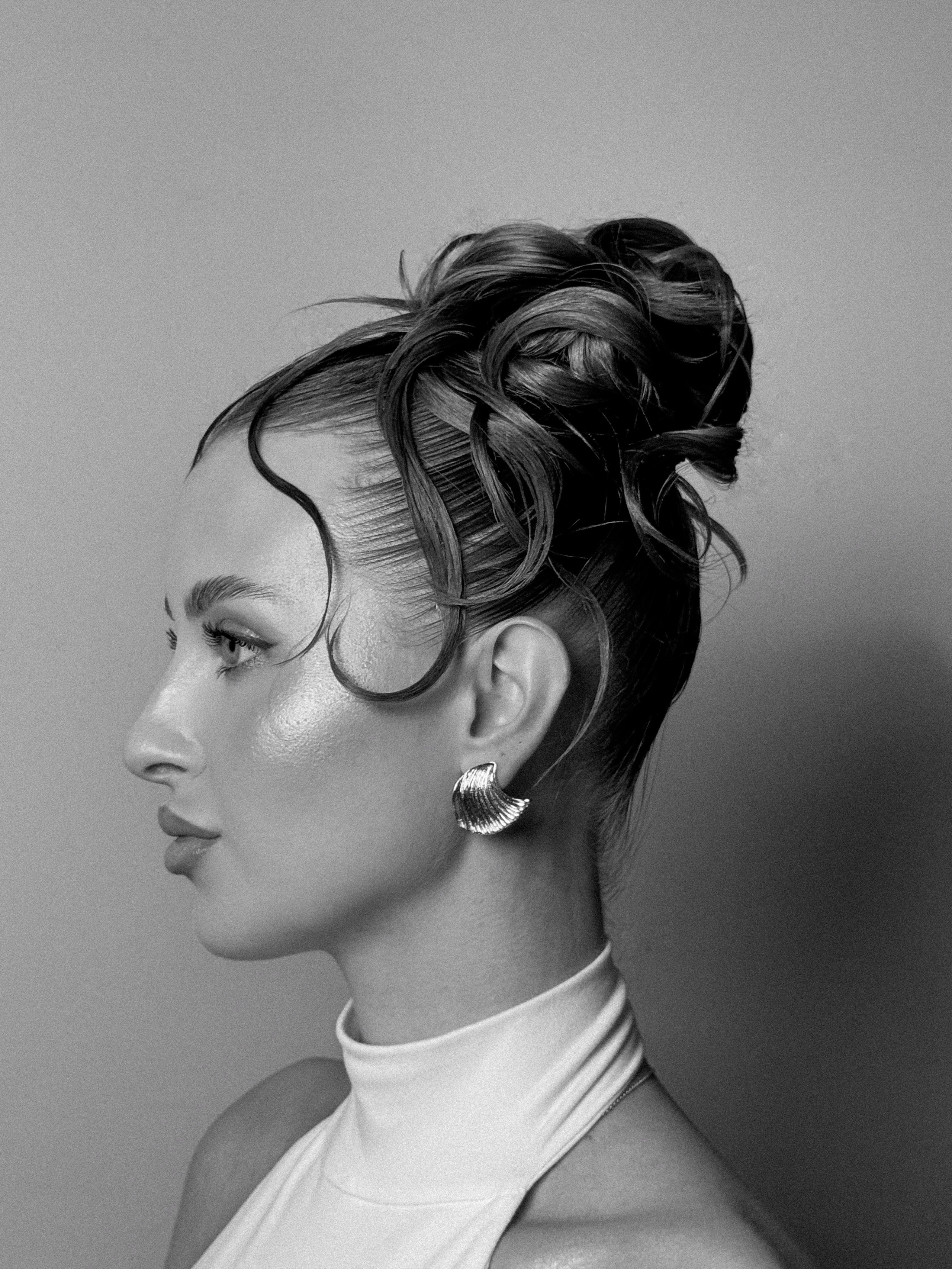 Прически. Свадебный визажист и стилист по прическам в Москве