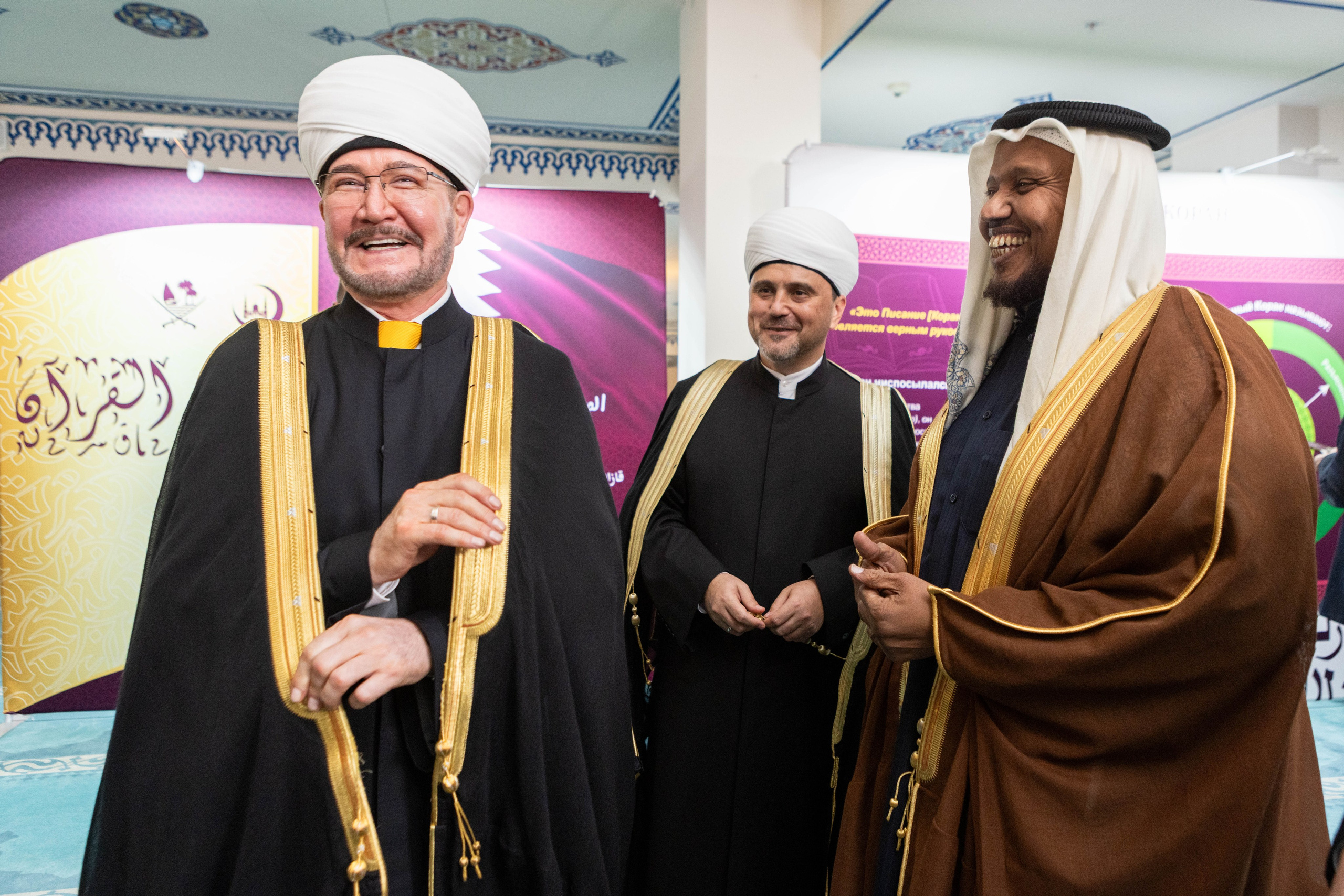 Открытие выставки Мир Корана. Рекламный, предметный, репортажный, семейный фотограф и художник в Москве