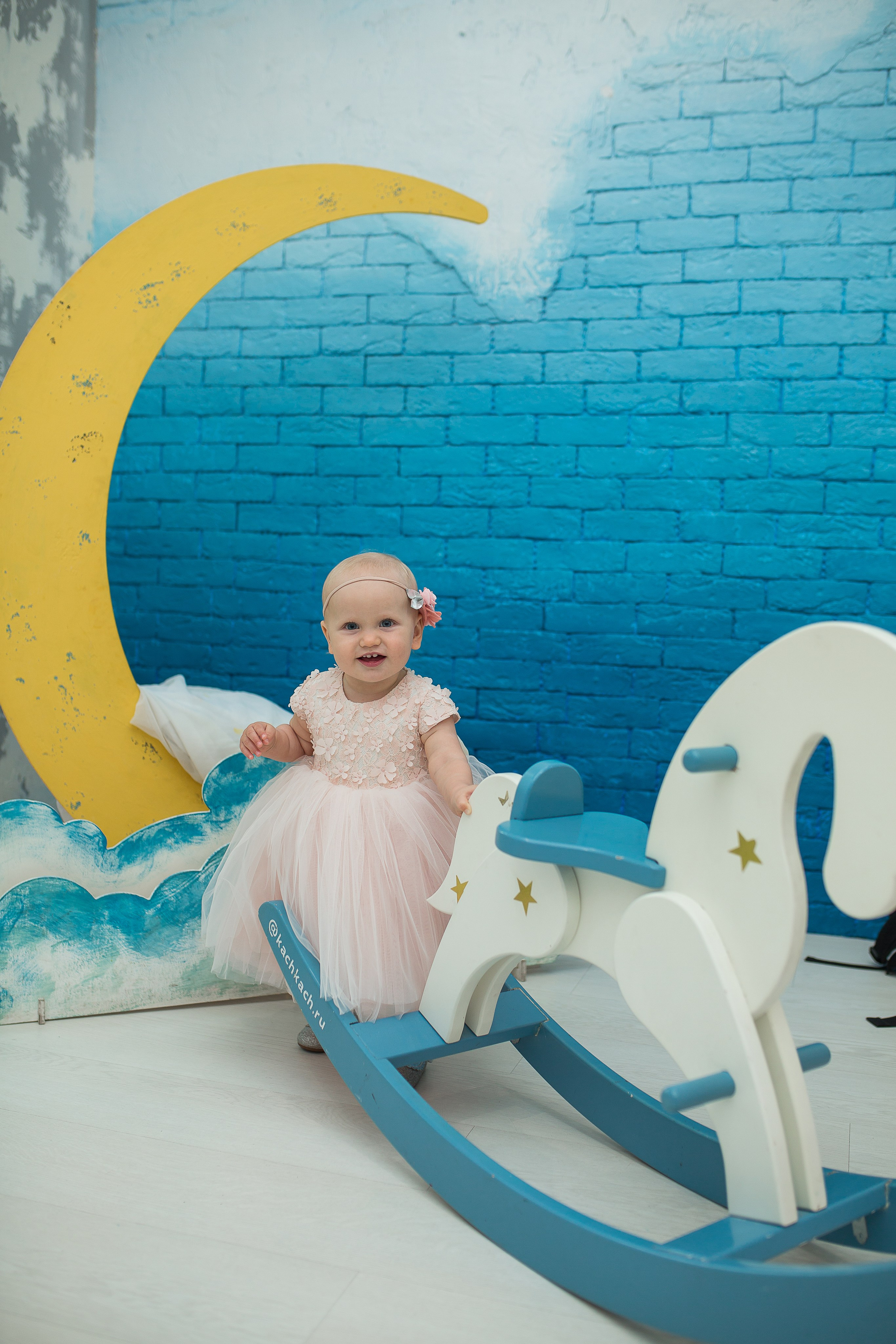 Годик Полине. Фотограф на Крещение, семейный фотограф в Москве