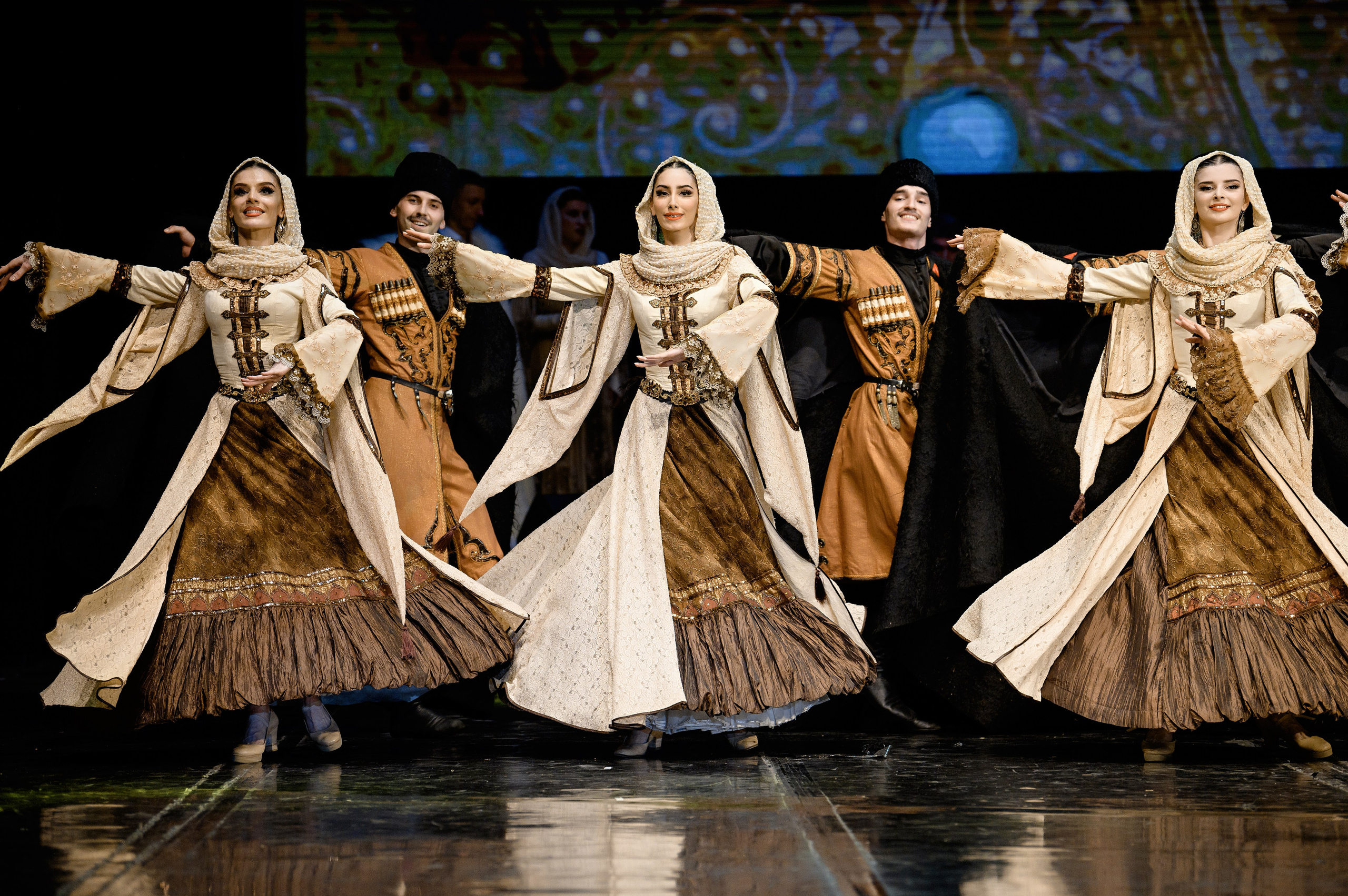 Ансамбль «Лезгинка» концерт в Махачкале. РЕПОРТАЖНЫЙ И БИЗНЕС ФОТОГРАФ В МОСКВЕ, ЕГОР НИКОЛАЕВ