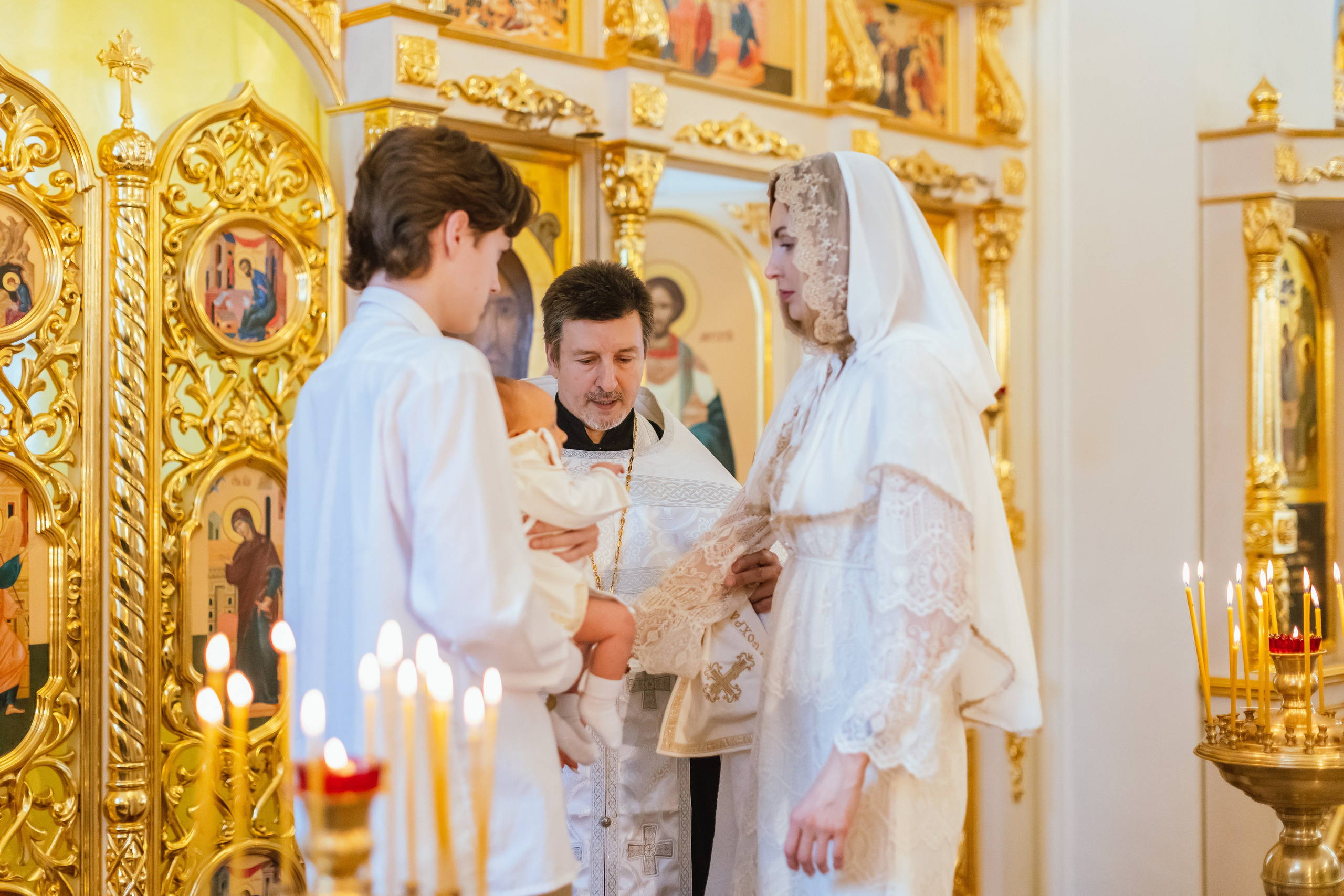 Фотосъемка крещения. Фото и видео Москва, Московский. Свадебный фотограф, видеограф, фотосессии, видеосъемка