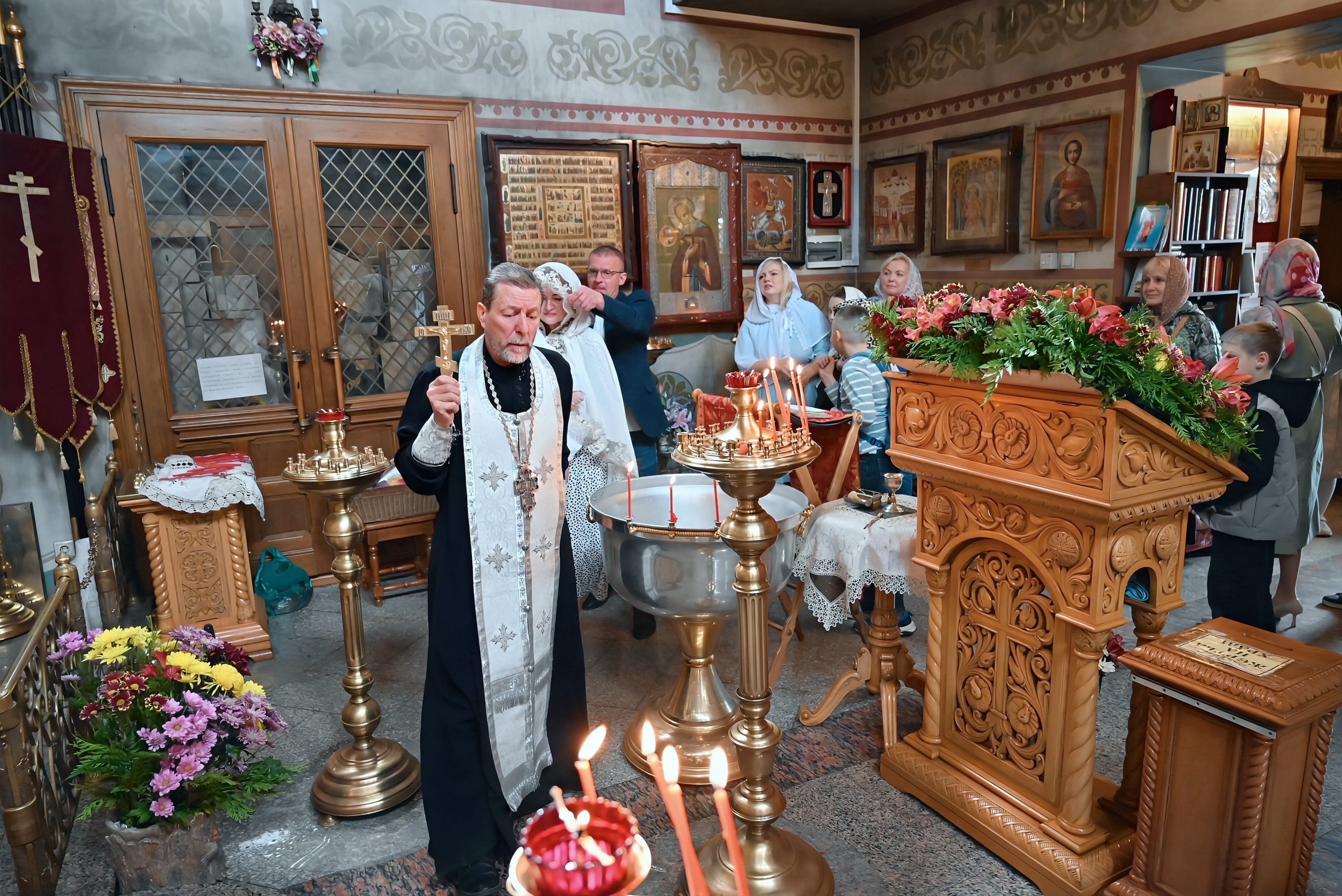 Крещение мама Лилия. Семейный и детский фотограф Москва