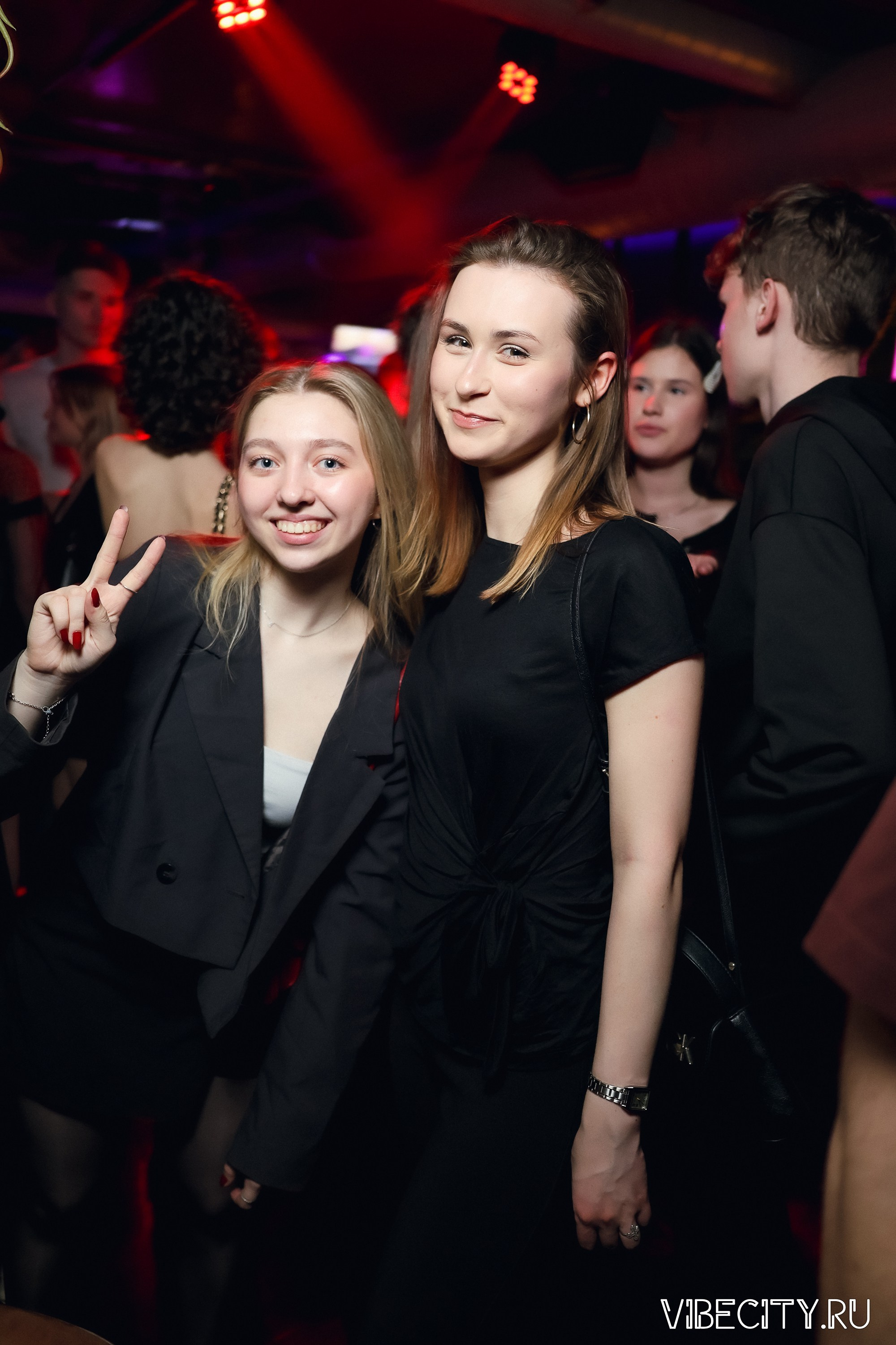 DOUBLE U. VIBECITY.RU Вайб Сити Ру Фоторепортажи Фотоотчеты Калининград