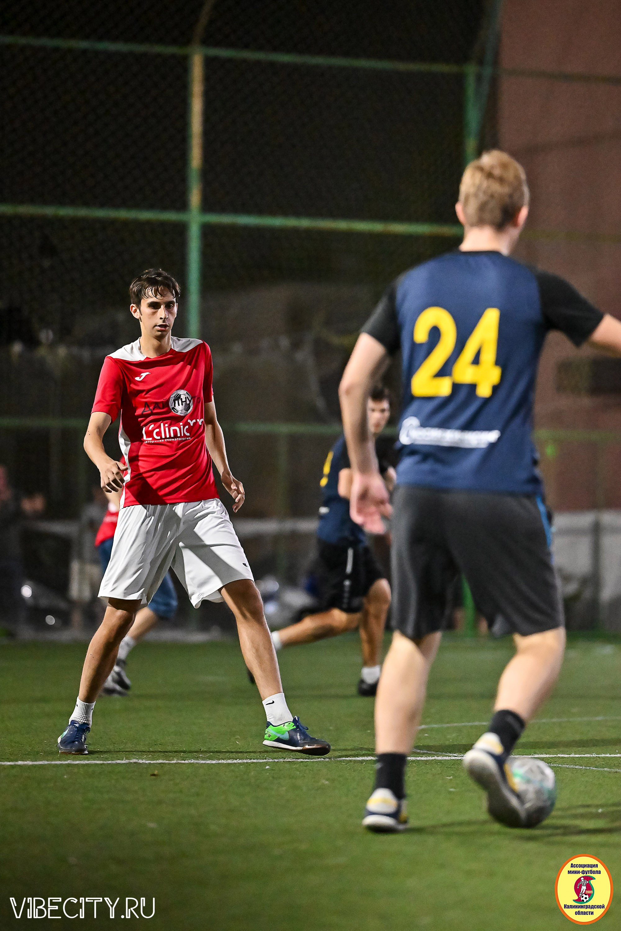 ФИНАЛЬНЫЕ ИГРЫ КУБКА МИНИ-ФУТБОЛЬНОЙ ЛИГИ И КУБКА КОРПОРАТИВНОЙ МФЛ 2025. VIBECITY.RU Вайб Сити Ру Фоторепортажи Фотоотчеты Калининград