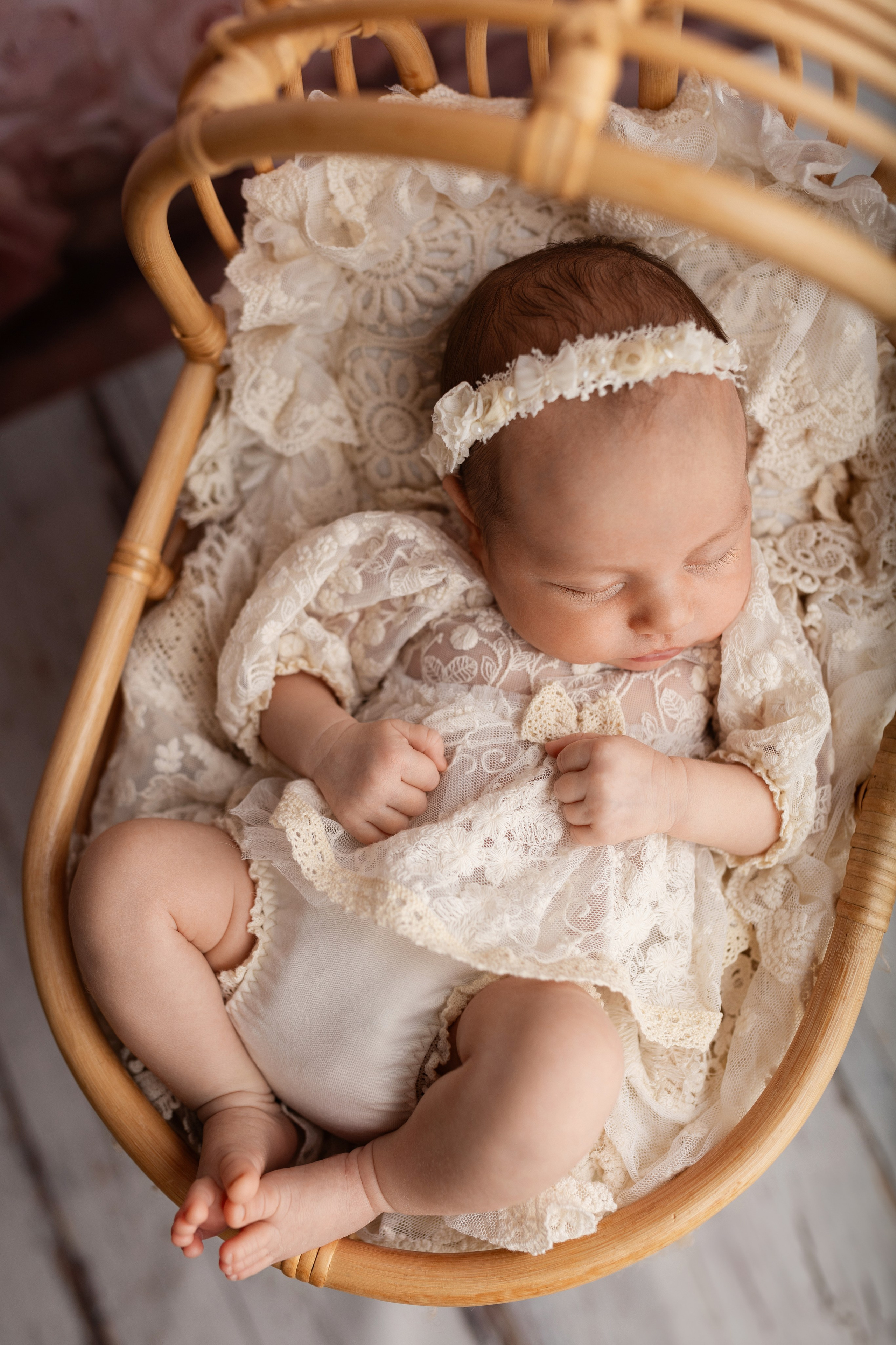 Ева. Лилия Алтухова — фотограф новорожденных в Москве и области