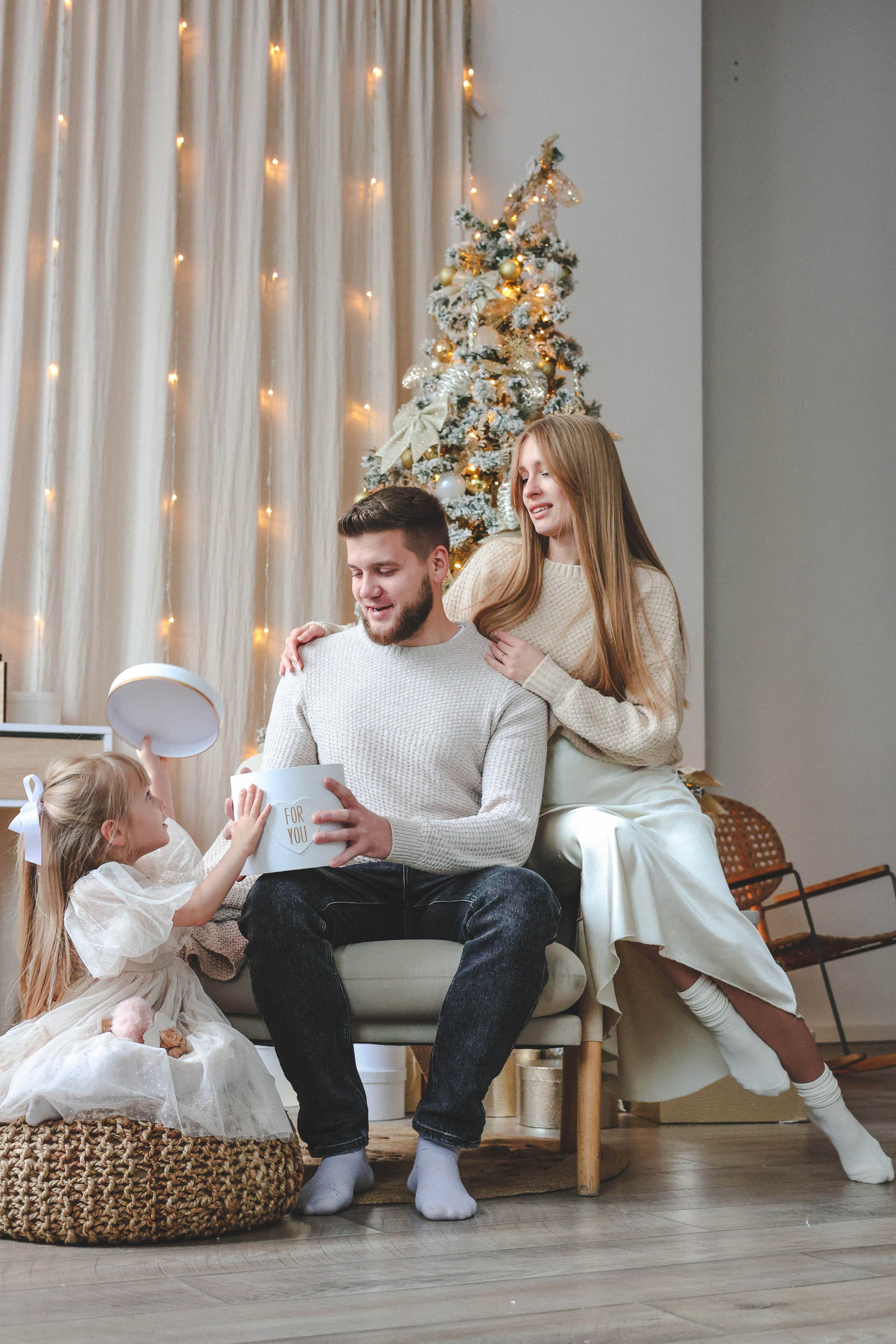 Новогодняя история «Кира и ее семья». Фотограф в Москве Анастасия Калинина