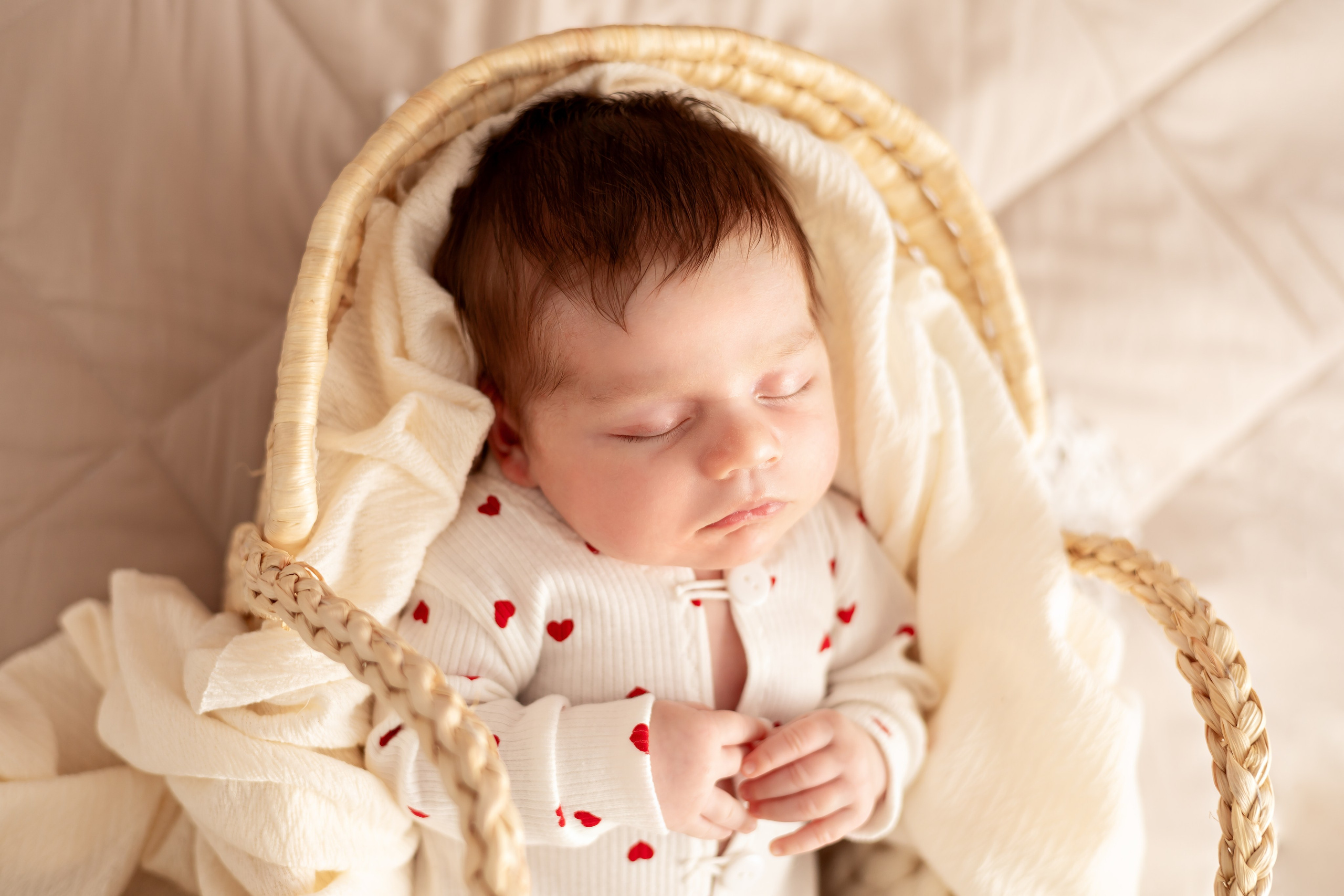 Фотосессия новорожденноых лайфстайл. Фотограф новорожденных в Ижевске Анастасия Преснякова