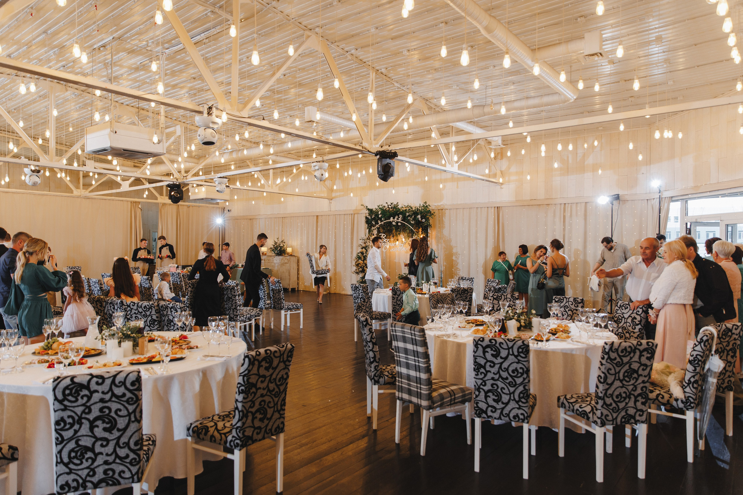 Анастасия и Иван. Свадебный и репортажный фотограф Евгений Петров