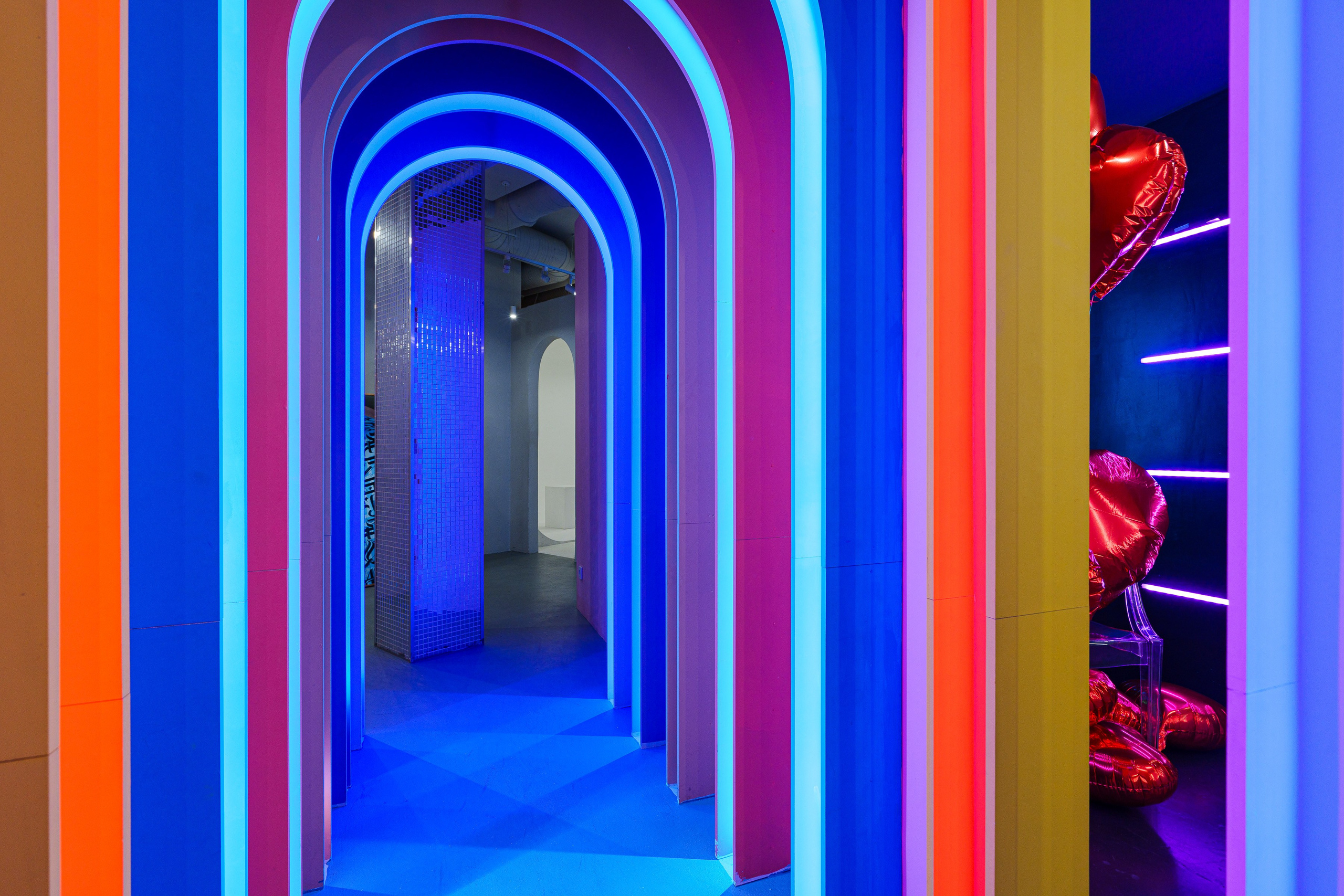 Фотостудия YOUR STORIES. Артур Каримов — Интерьерный фотограф в Екатеринбурге