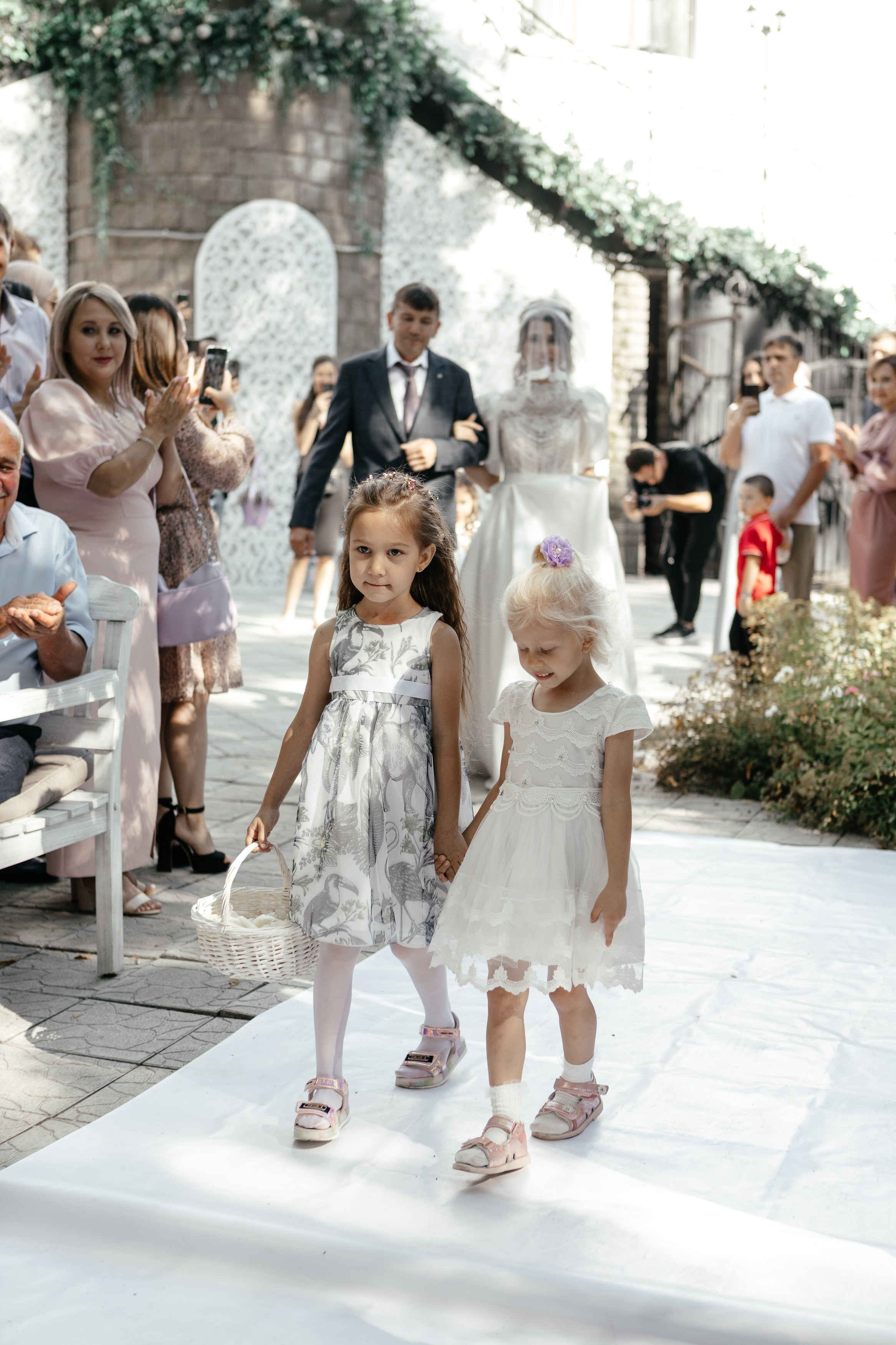 Свадебный фотограф Уфа — Руслан ГабдлисламовЖивые эмоции, красивые кадры, воспоминания на всю жизнь.Работаю по всей Республике Башкортоста. Свадебный фотограф Уфа Руслан Габдлисламов