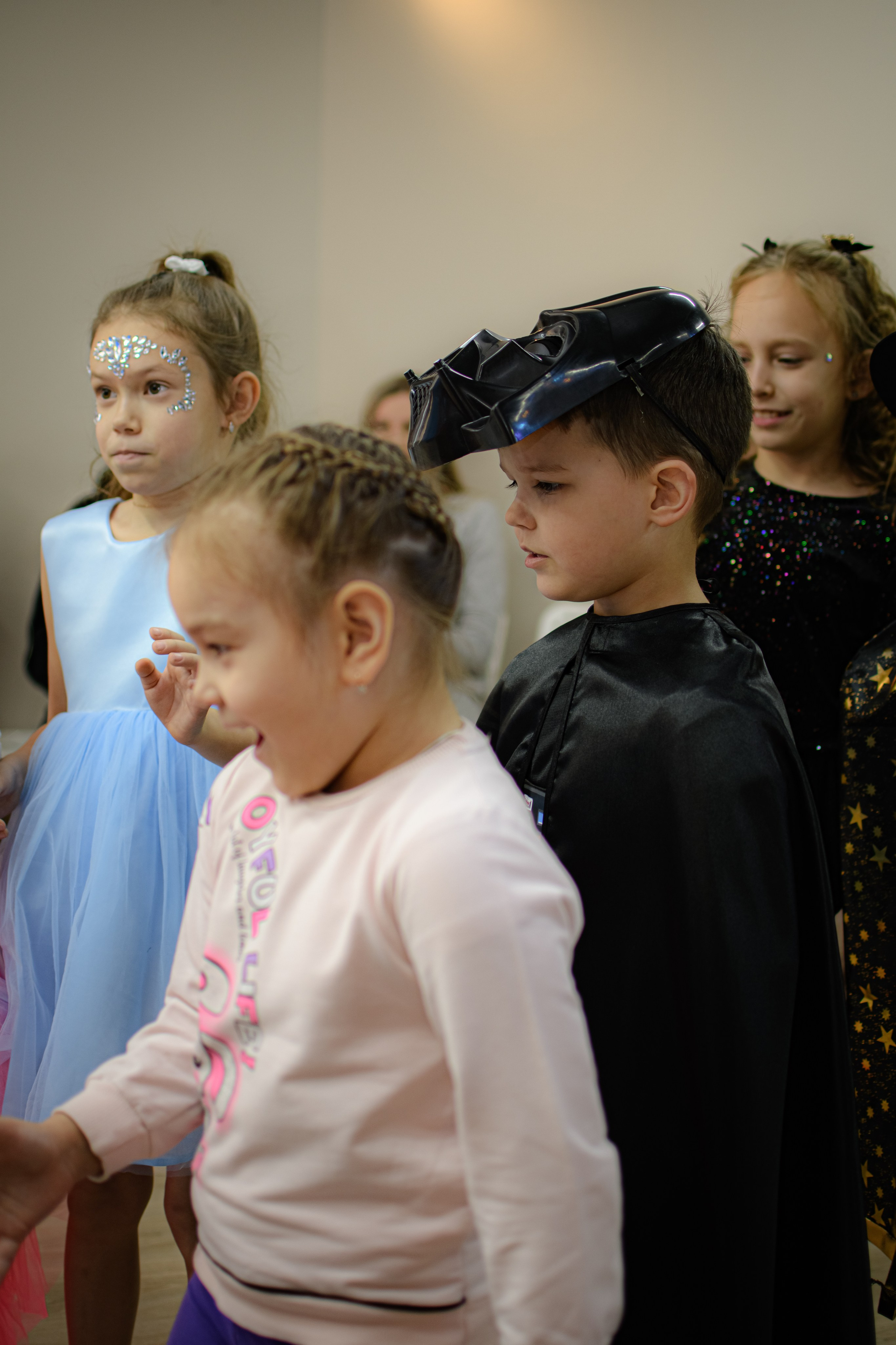 HAPPY NEW YEAR. Photokarish