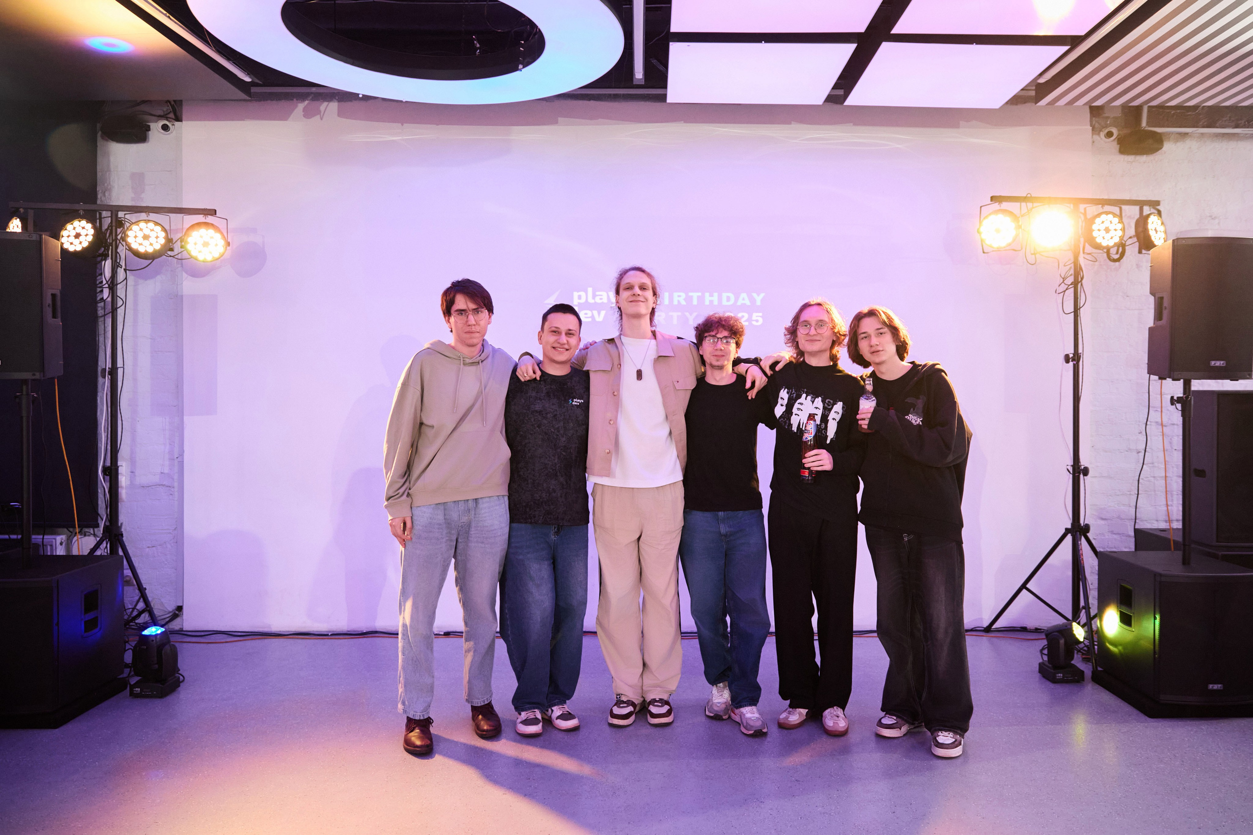 ДР PlayDevs. Свадебная, репортажная фотосъемка и видеосъемка в Минске. Илья и Юлия Ширмановы. Фотограф | Видеограф | Минск