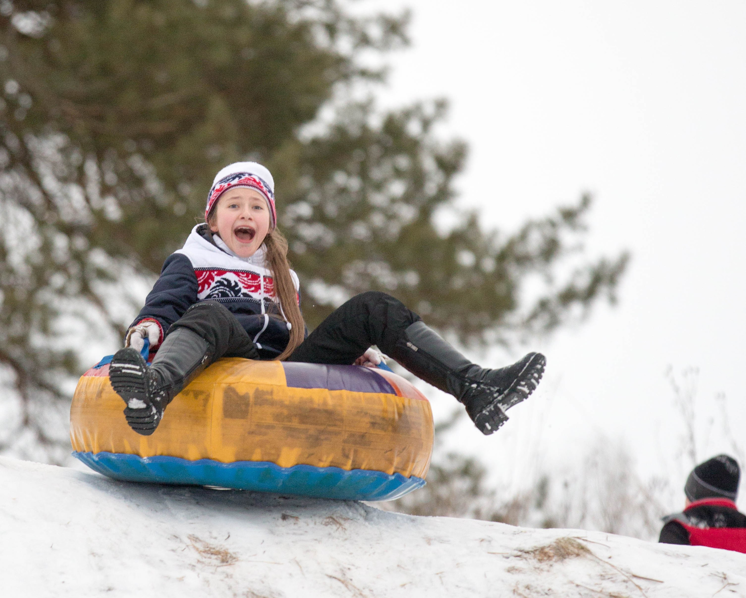 Краски Холи и пенная вечеринки. Главная