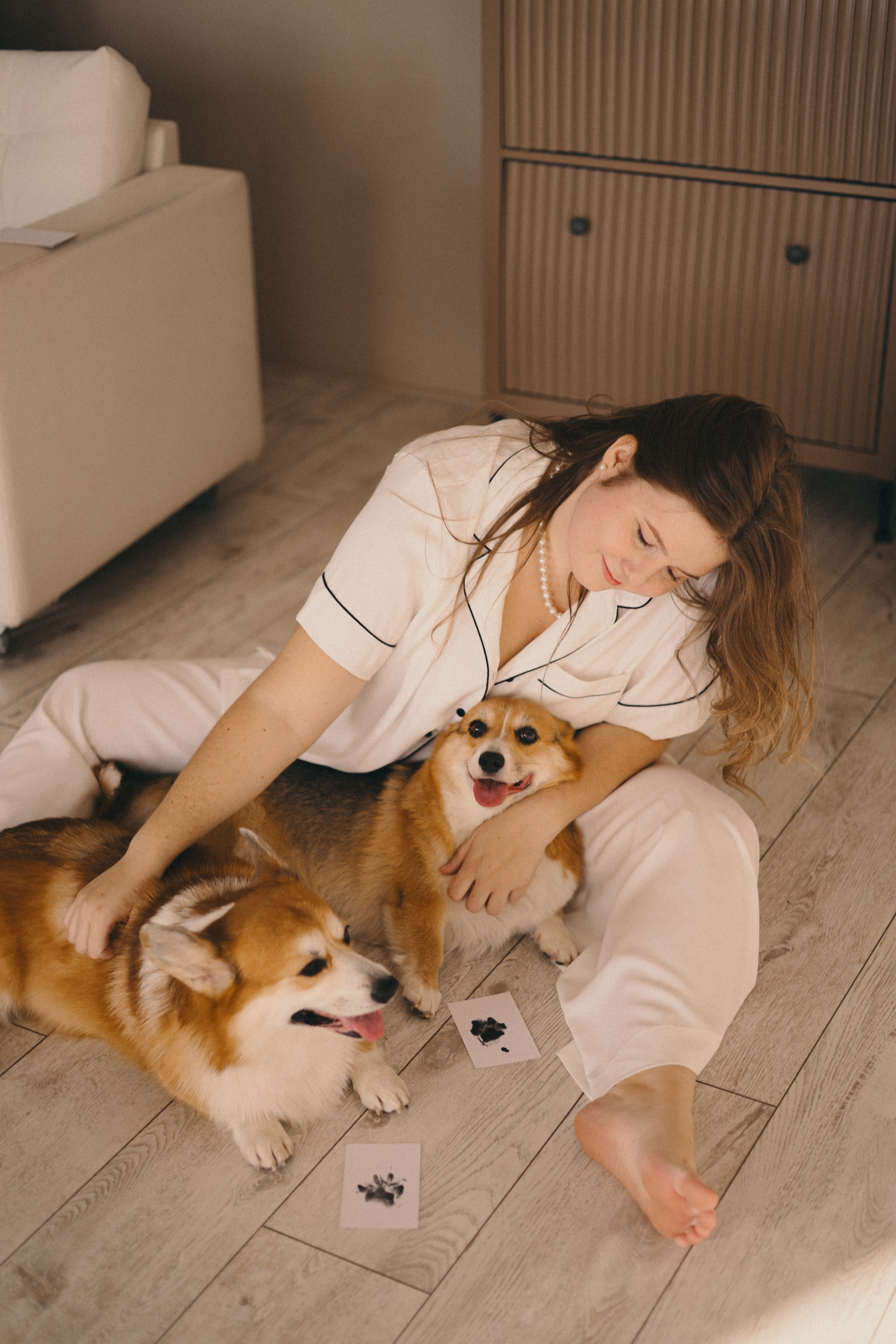 Виктория и Корги. Фотограф Мария Лаенко