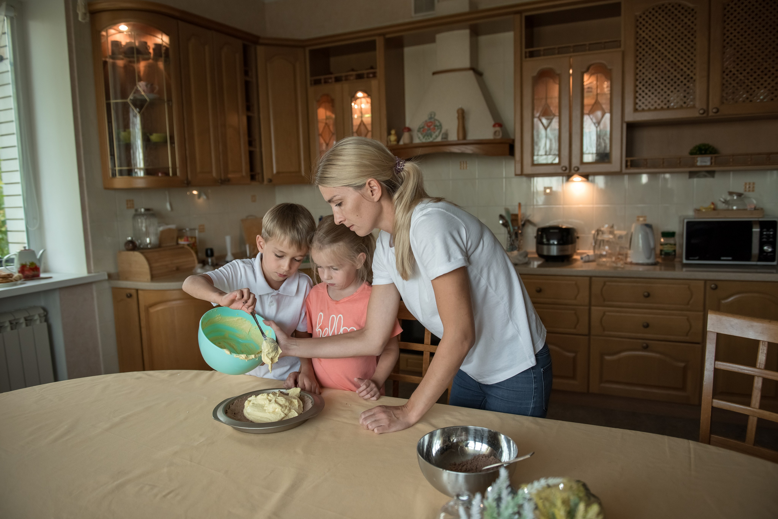 Семейная фотосессия дома. Фотограф Саратов Юлия Петрова