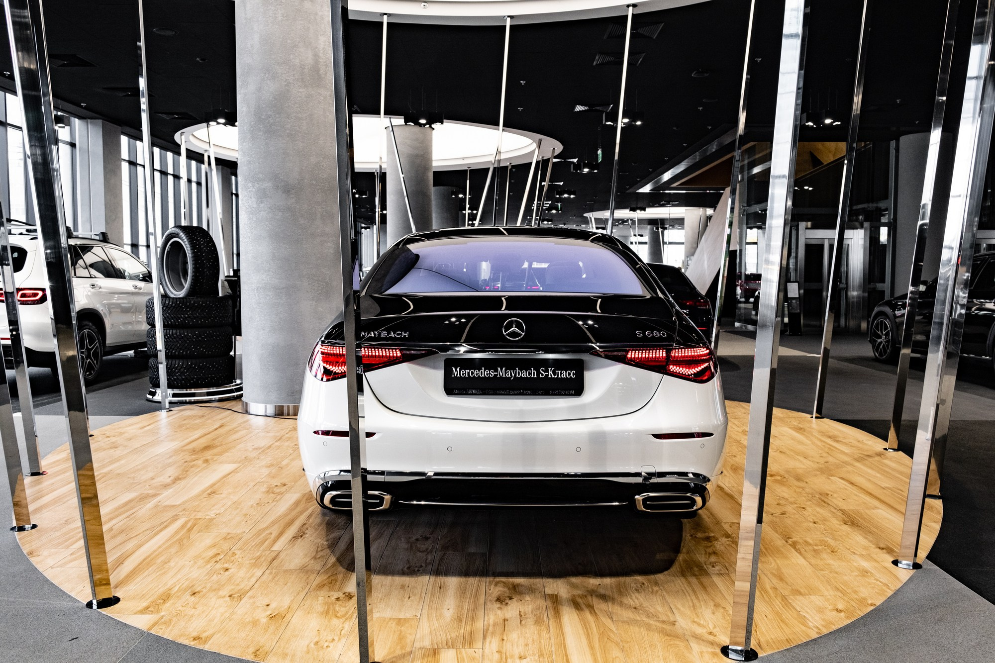 Рекламная съемка автомобилей. Автоспортивный бренд фотограф в Москве — Виктория Логинова