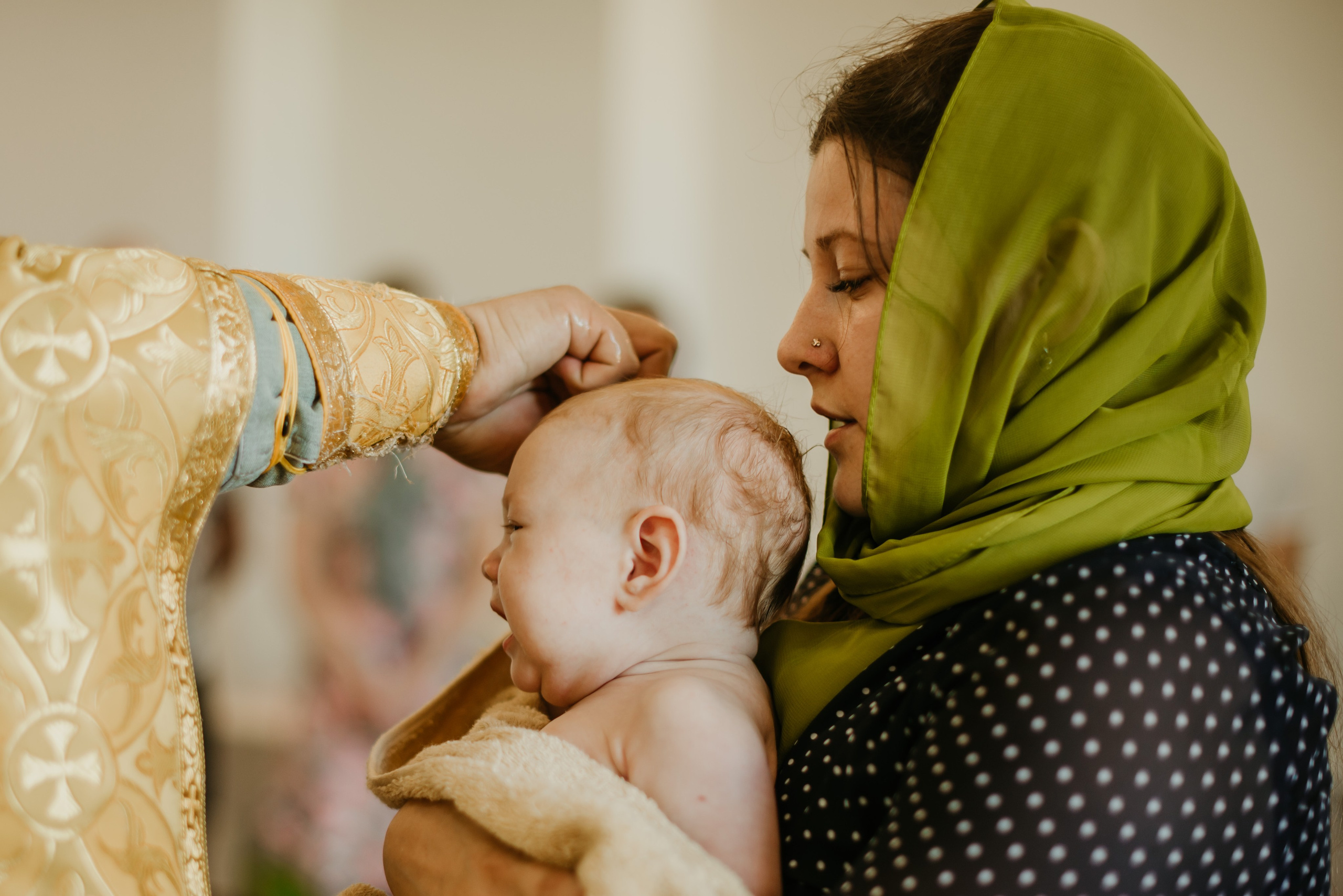 Таинство крещения Василисы. Свадебный, семейный и портретный фотограф в Суворове Анастасия Седыкин