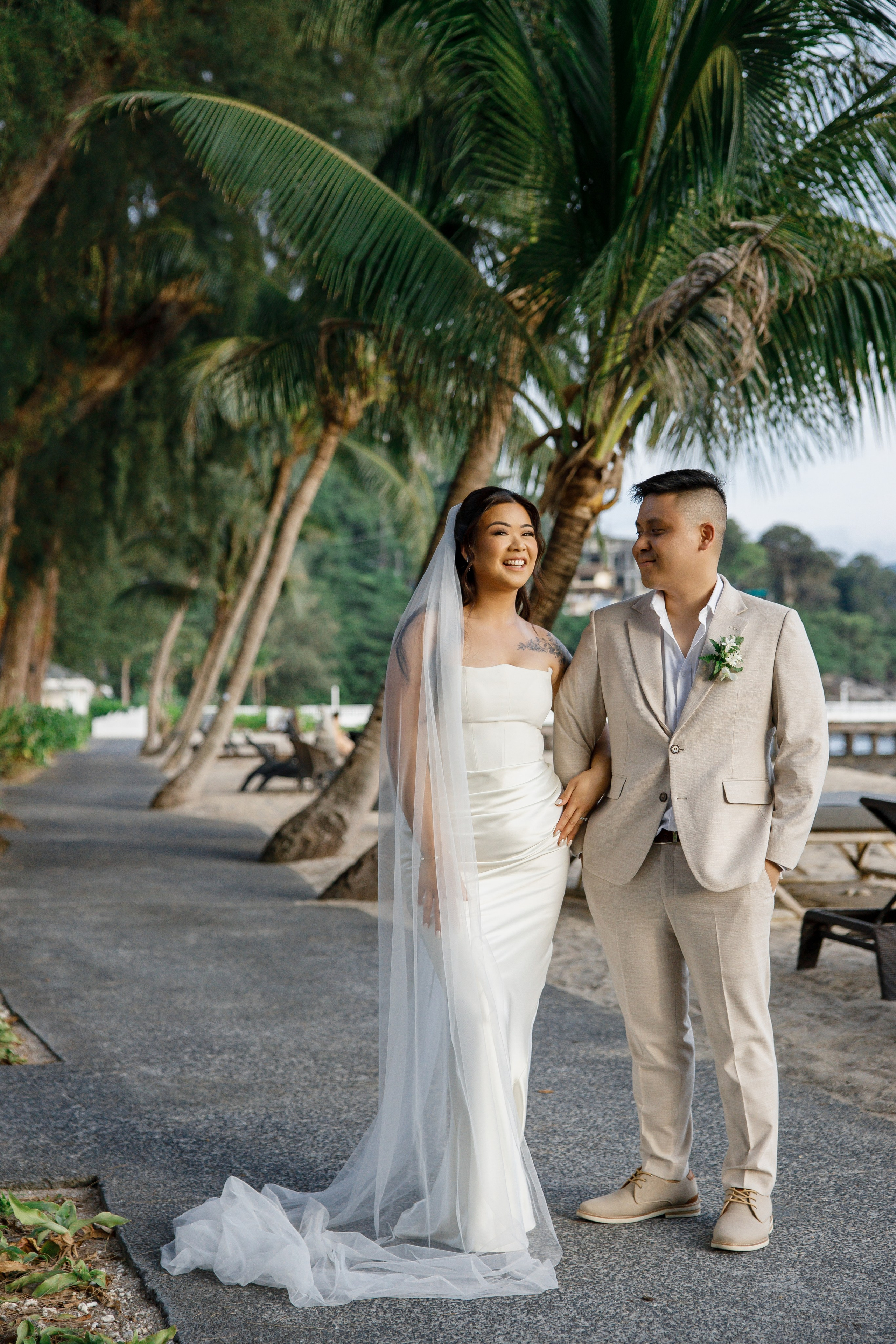 Wedding in Phuket at the Thavorn Hotel. Photographer in Phuket. Photographer Thailand