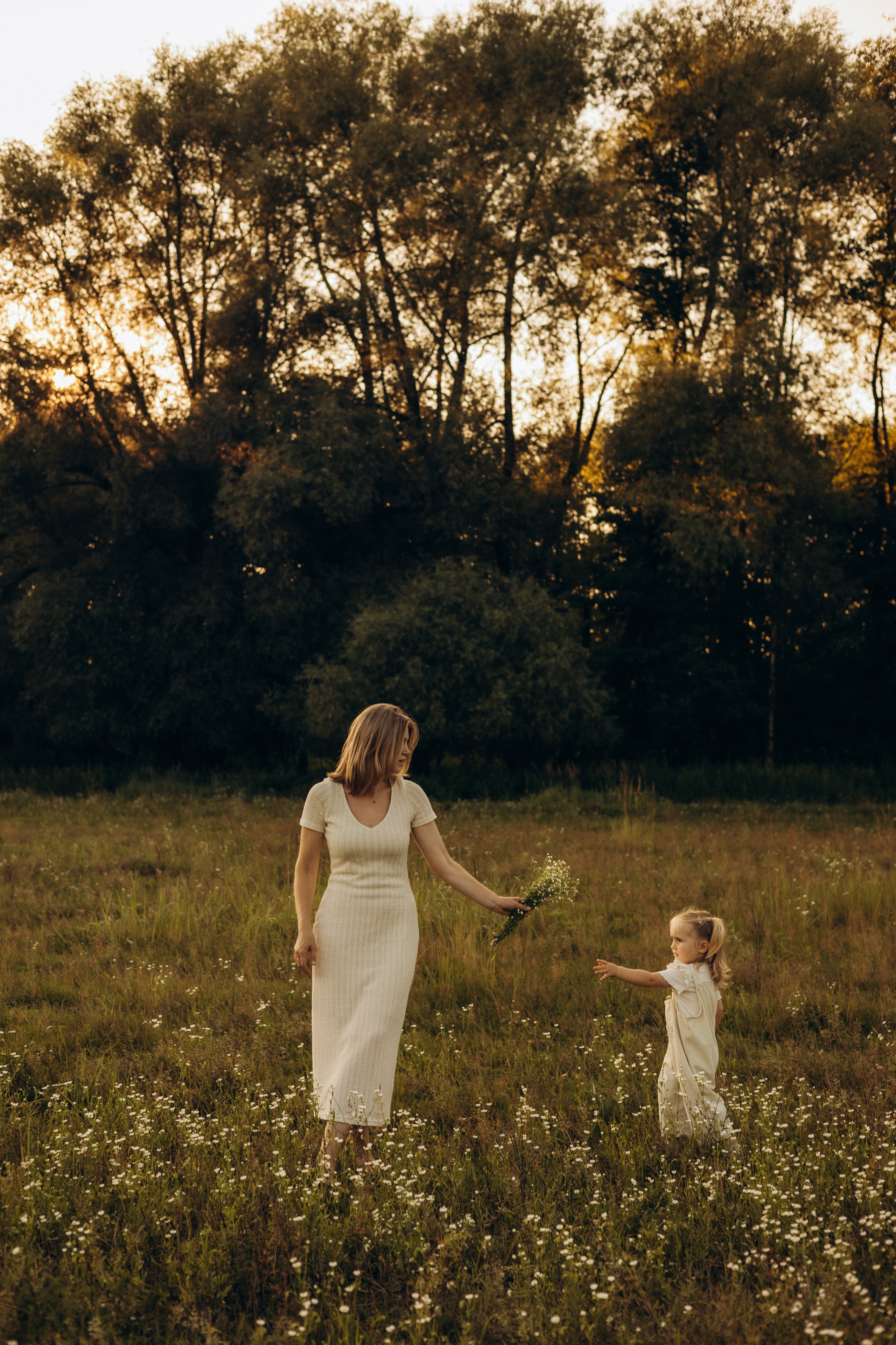 Мамочка и дочка (27.07.2025) г. Жуков (Калужская обл.). Надежда Стар семейный и церковный фотограф в Жукове и Калужской области