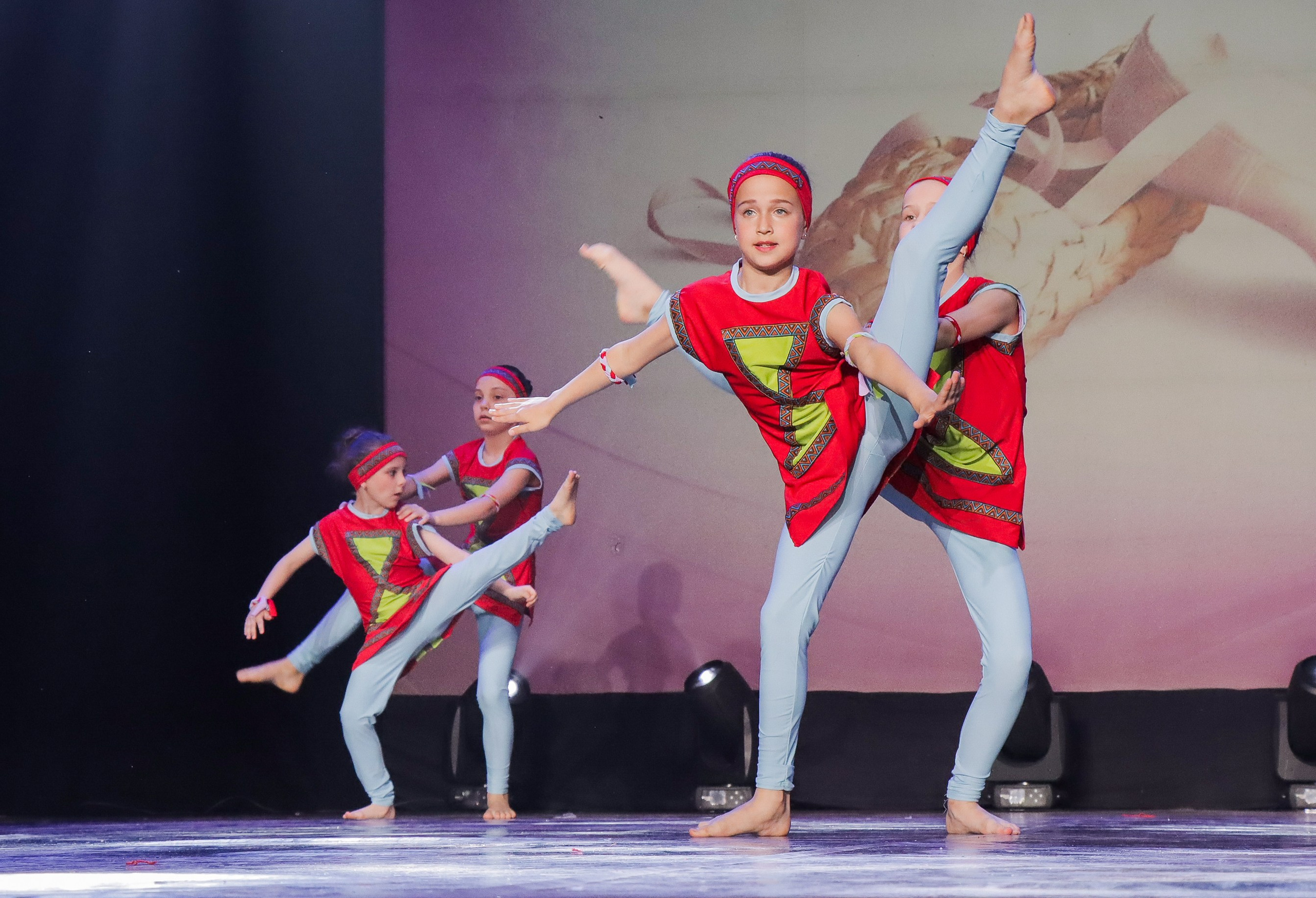 01.06.2024 Фестиваль-конкурс «Мир под названием — Искусство танца» г. Кострома. Медиастудия Фото Концепт