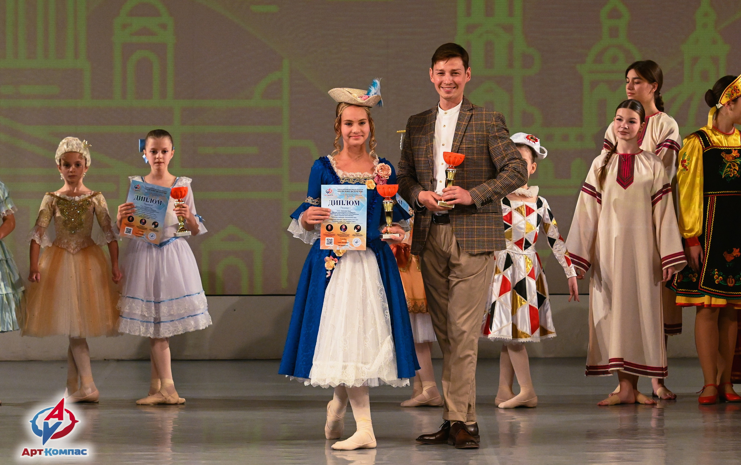05.10.2025 Всероссийский фестиваль талантов «НЕВСКИЕ ВСТРЕЧИ» г. Санкт-Петербург. Медиастудия Фото Концепт