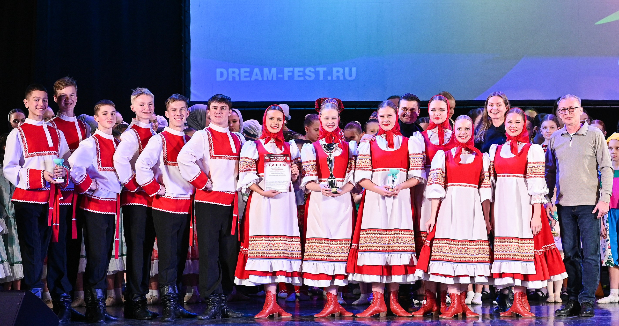 07.12.2024 Фестивальное движение «Шаг к мечте» г. Санкт-Петербург. Медиастудия Фото Концепт