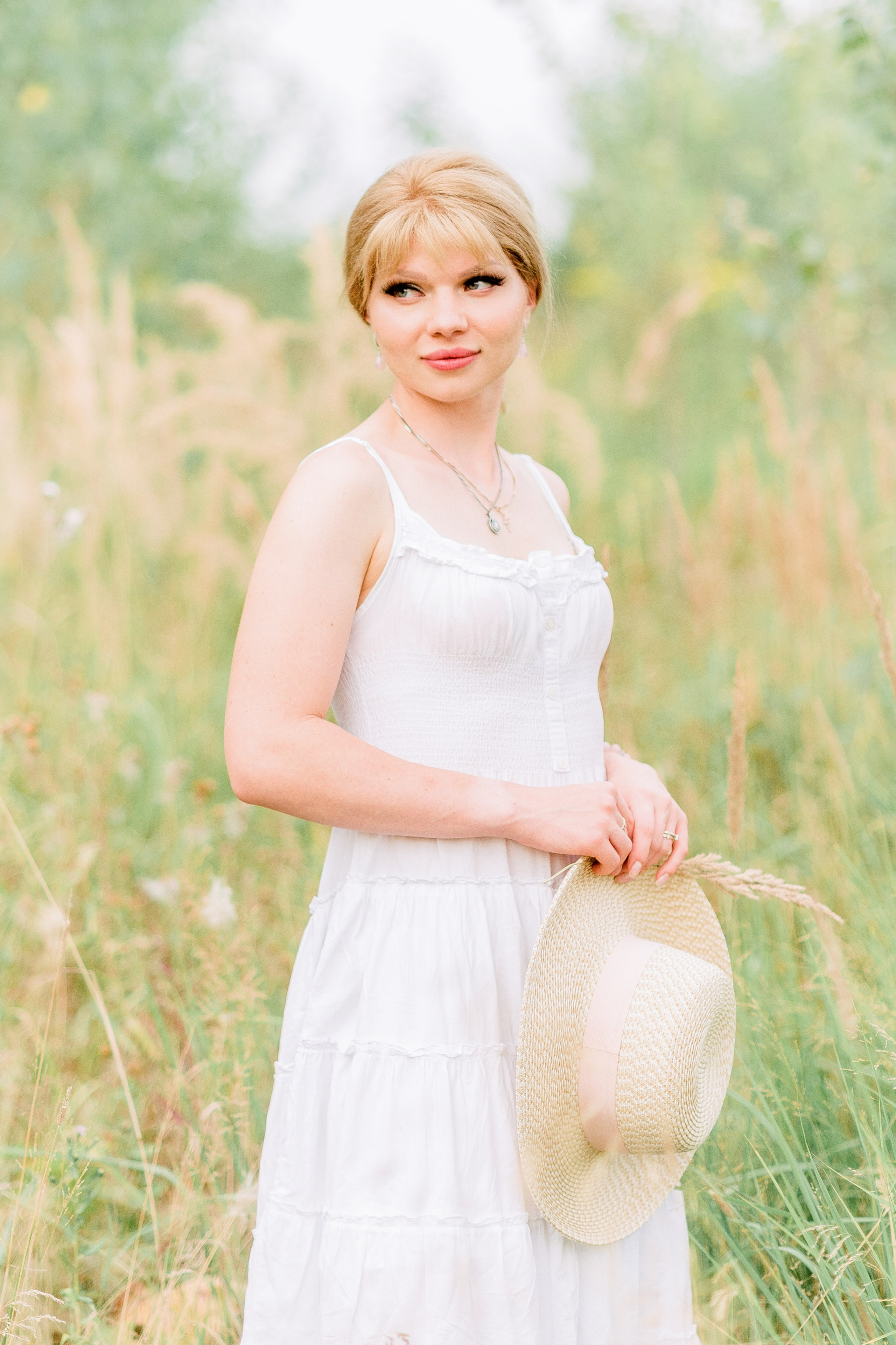 В поле. Фотограф Юлия Попова