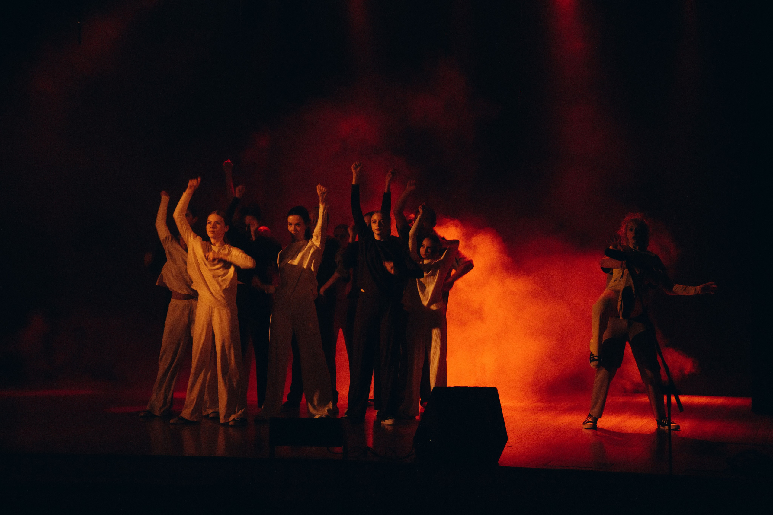 Сцена. Фотограф Людмила Оюн