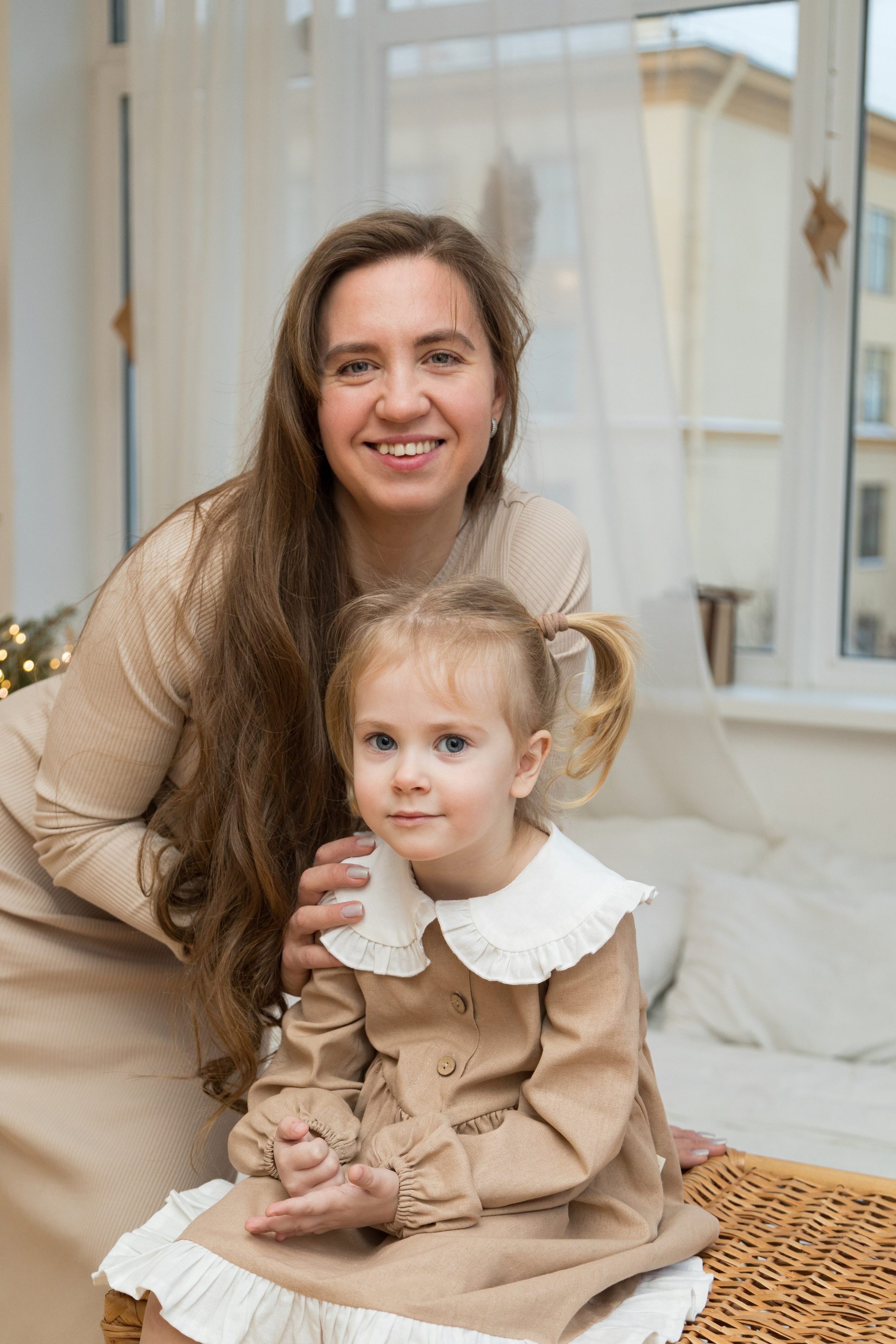 Семейная новогодняя студийная фотосессия. Детский и контент фотограф Надя Волкова Санкт-Петербург