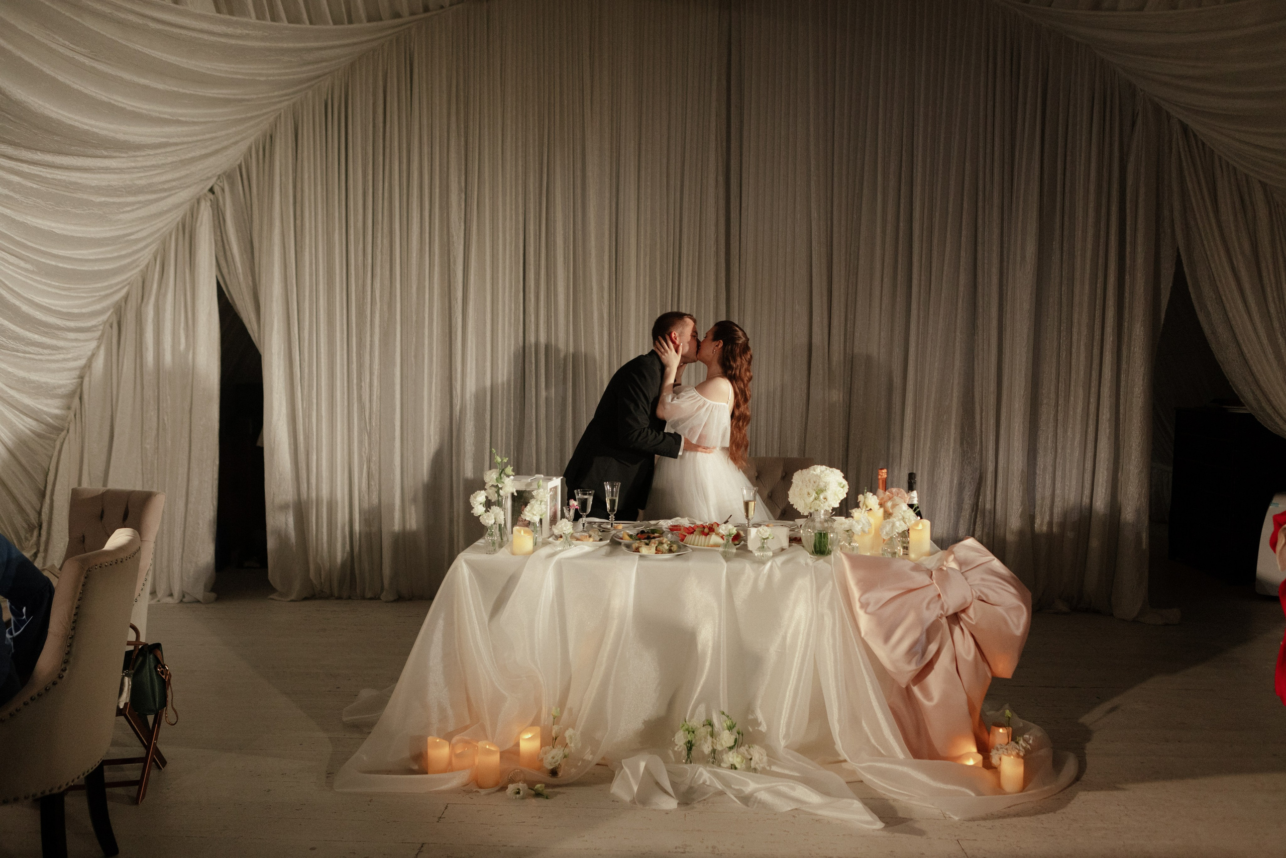 Аня и Саша. Свадьба в Юдино парк. Свадебный и портретный фотограф в Москве Анастасия Масюк