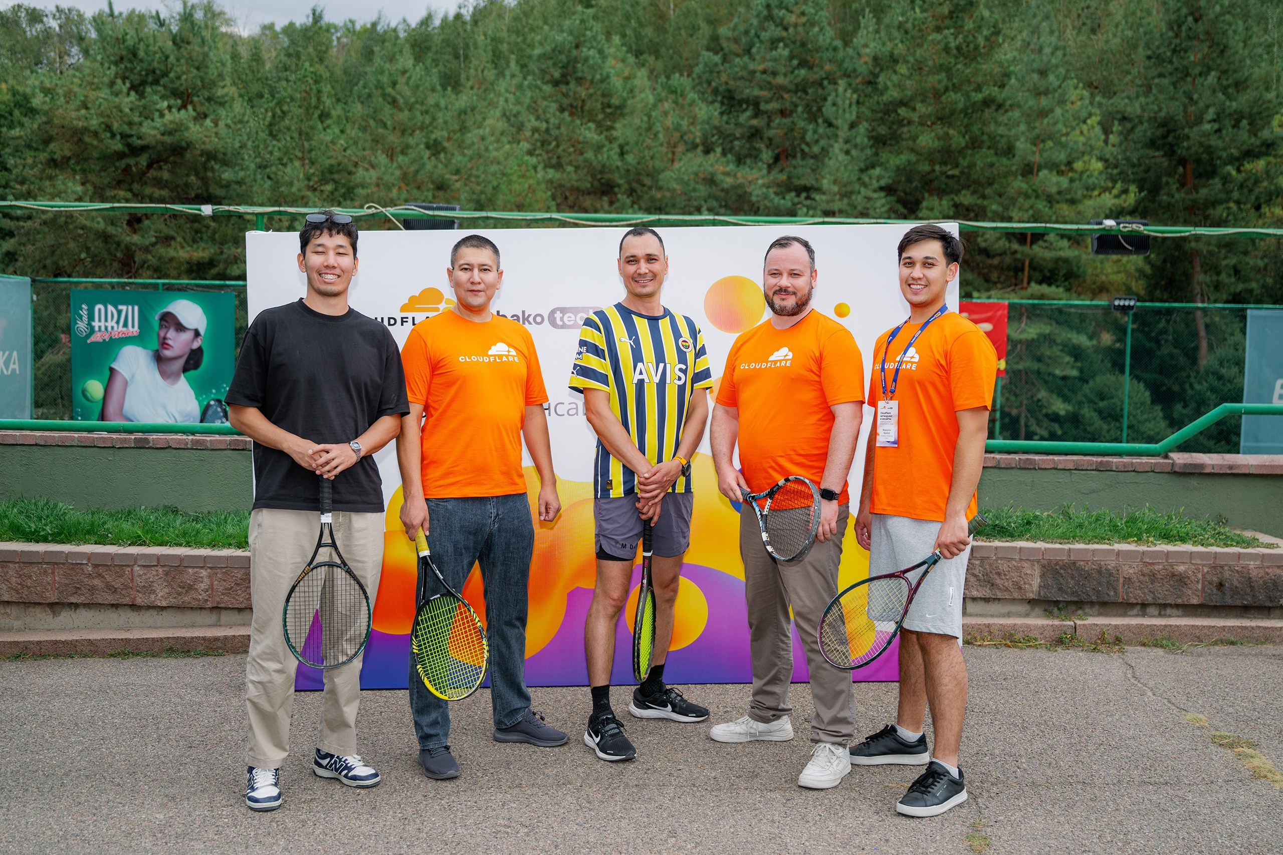 Конференция/Игра в тенис — BakoTech&Cloudfire. Фотограф в Алматы — Алексей Коньков | Репортаж, свадьбы, портреты