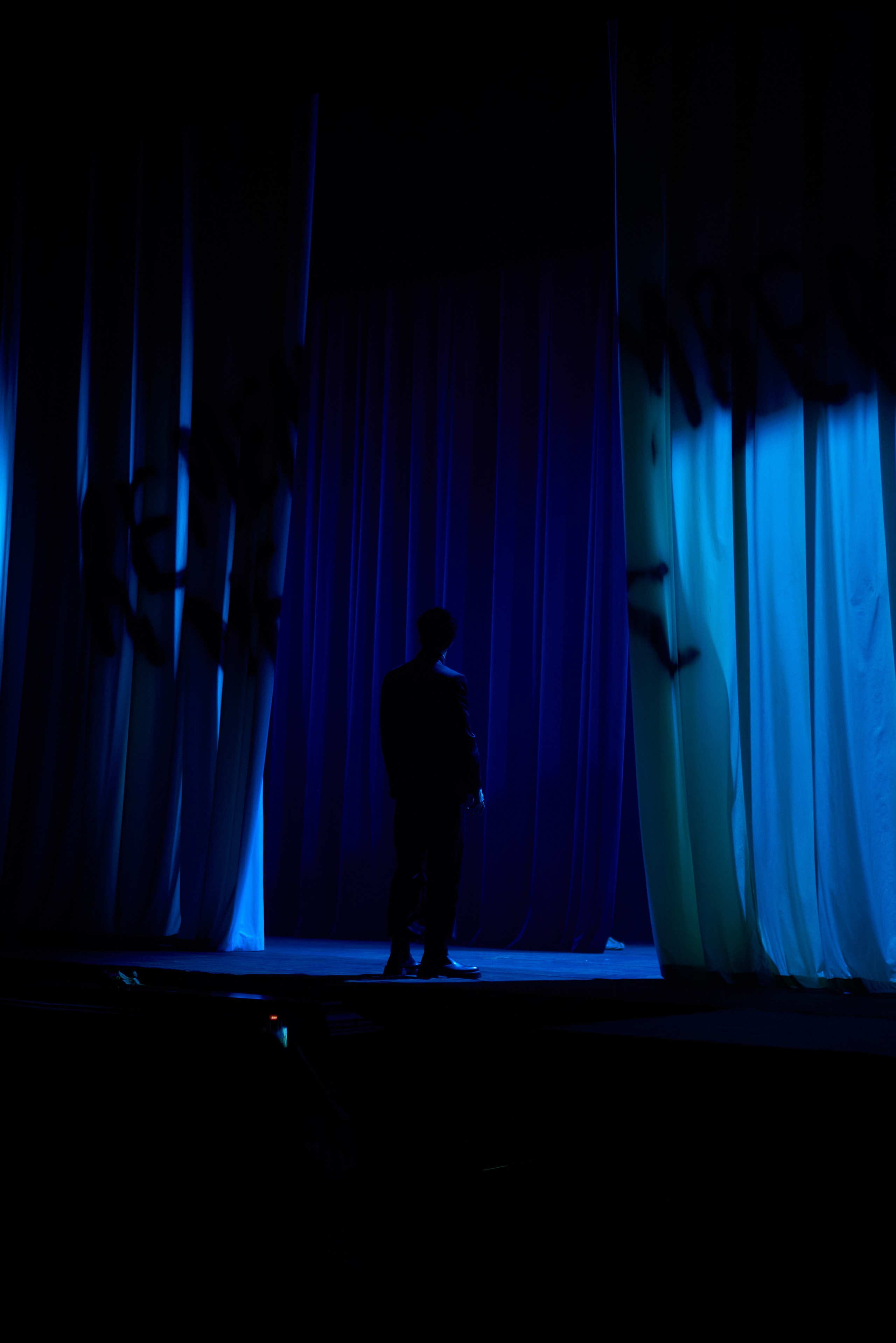 «Быть или не быть» Закулисье Театра Наций. Wish Films — Фото и видео для брендов и личных проектов | Фотограф и видеограф