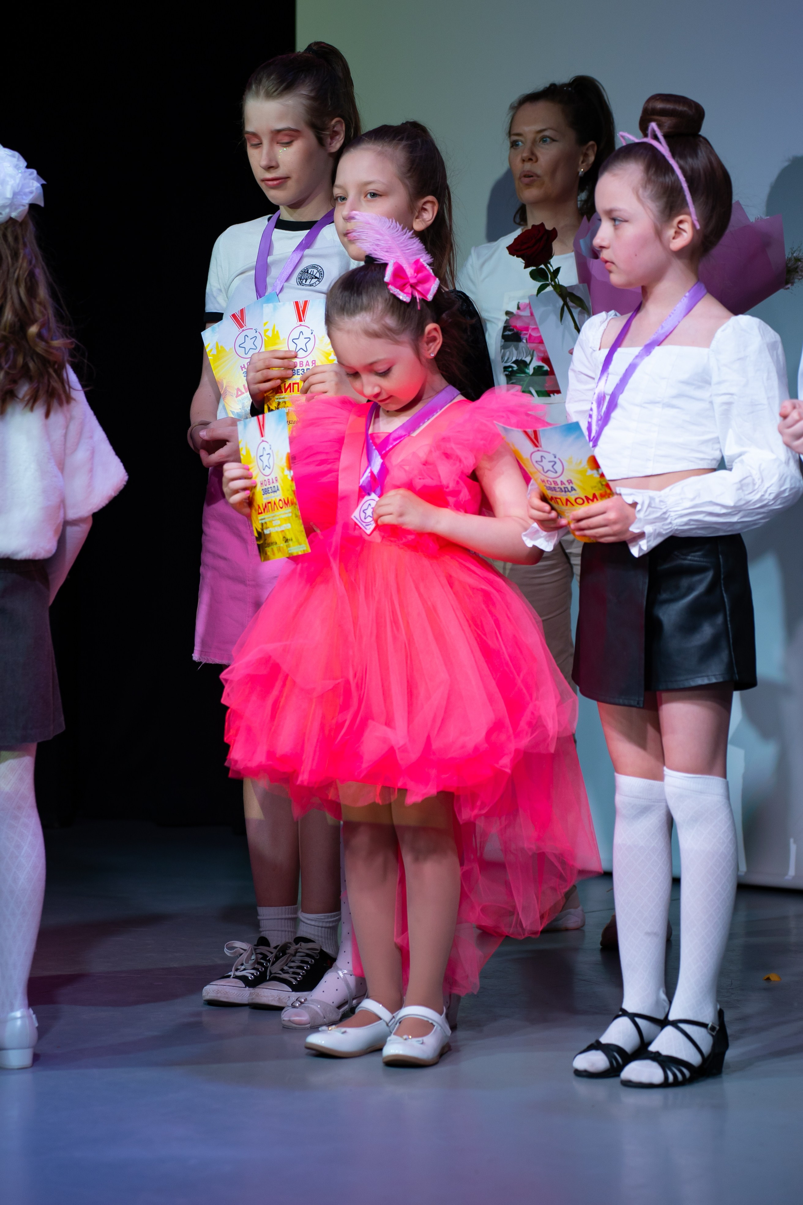 Отчетный концерт продюсерского центра «Новая Звезда». Фото / Видеосъемка в Москве