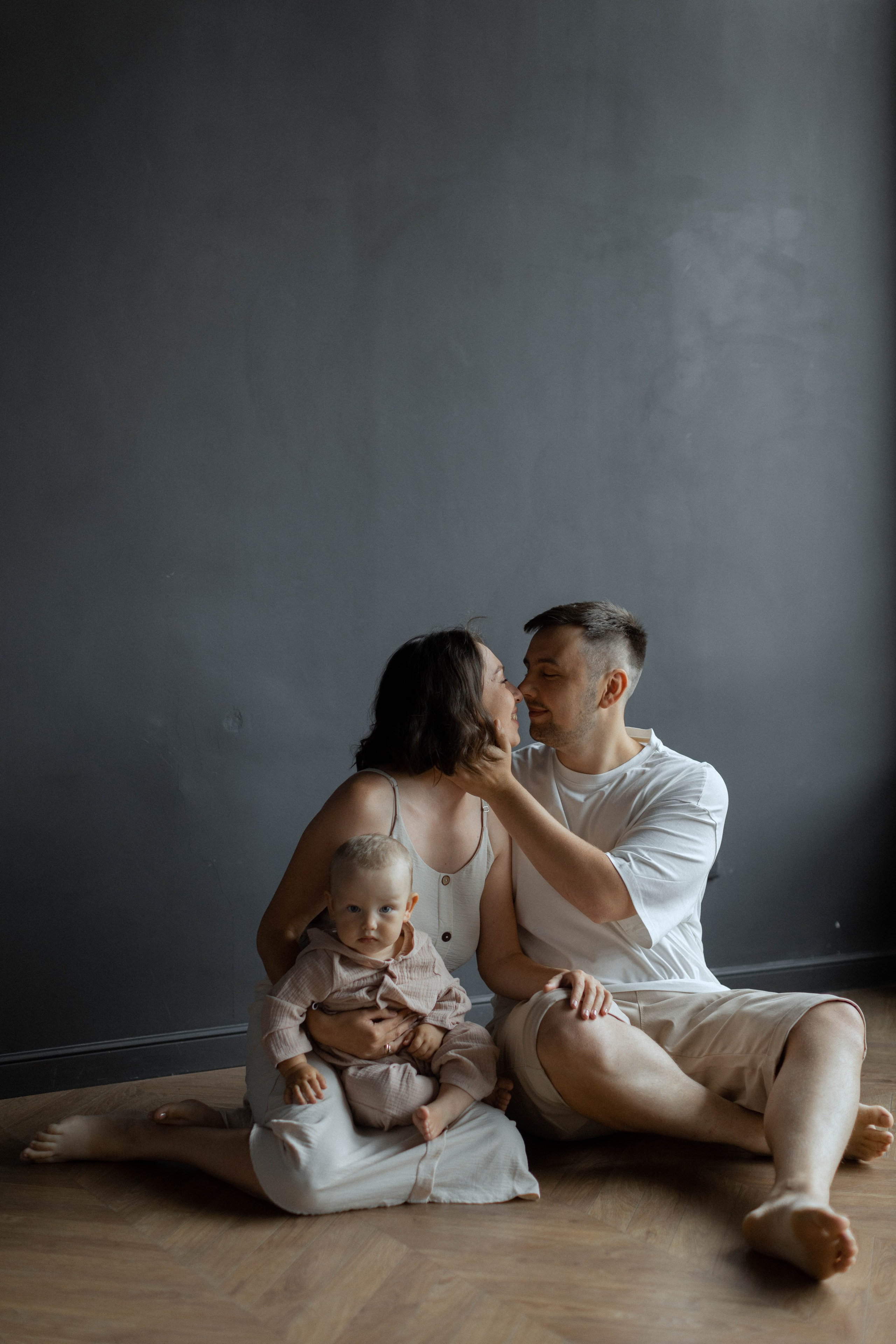 Артем, Виктория и их малыш