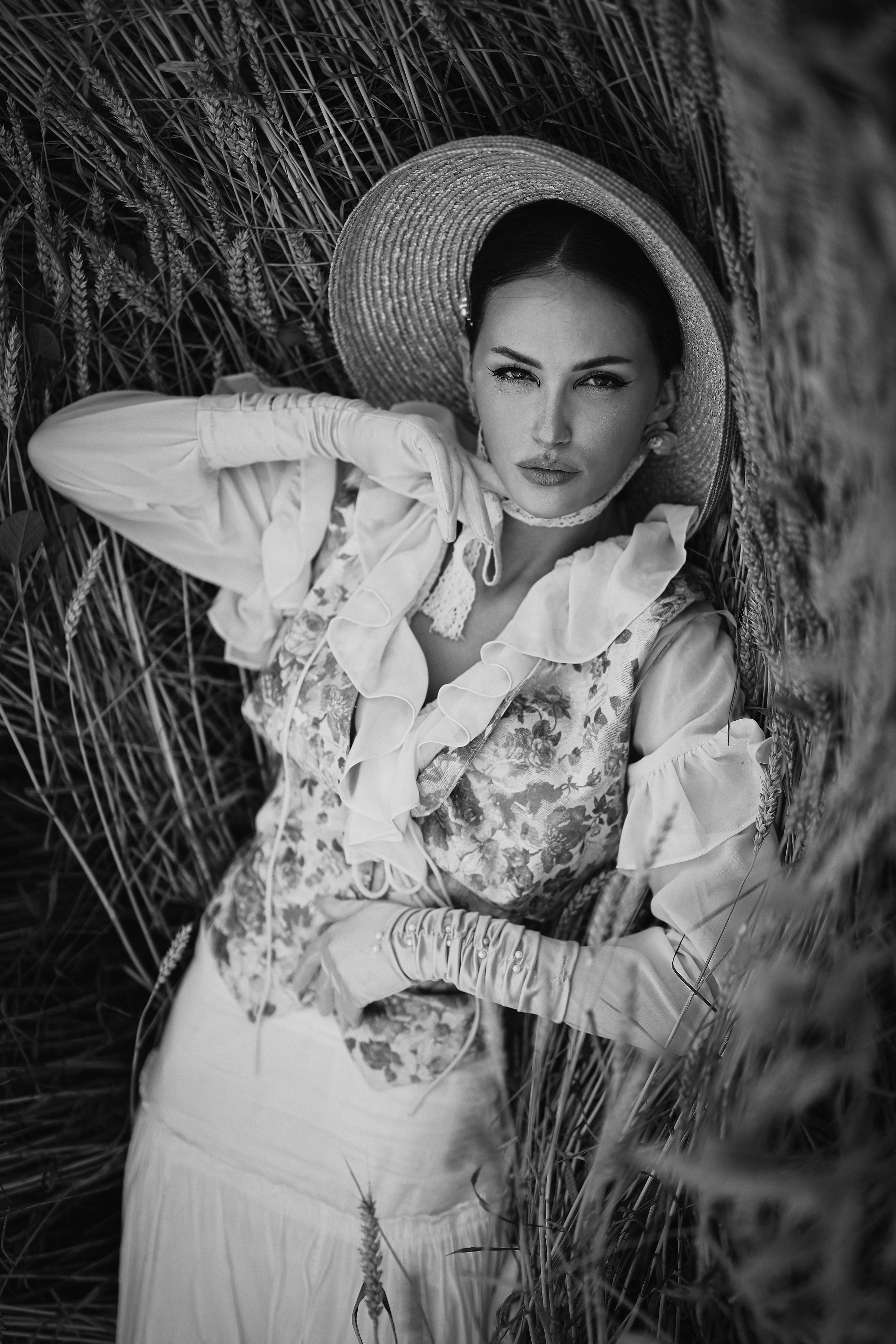 Фотосессия в поле. Свадебный и семейный фотограф в Абхазии Жанна Соснина