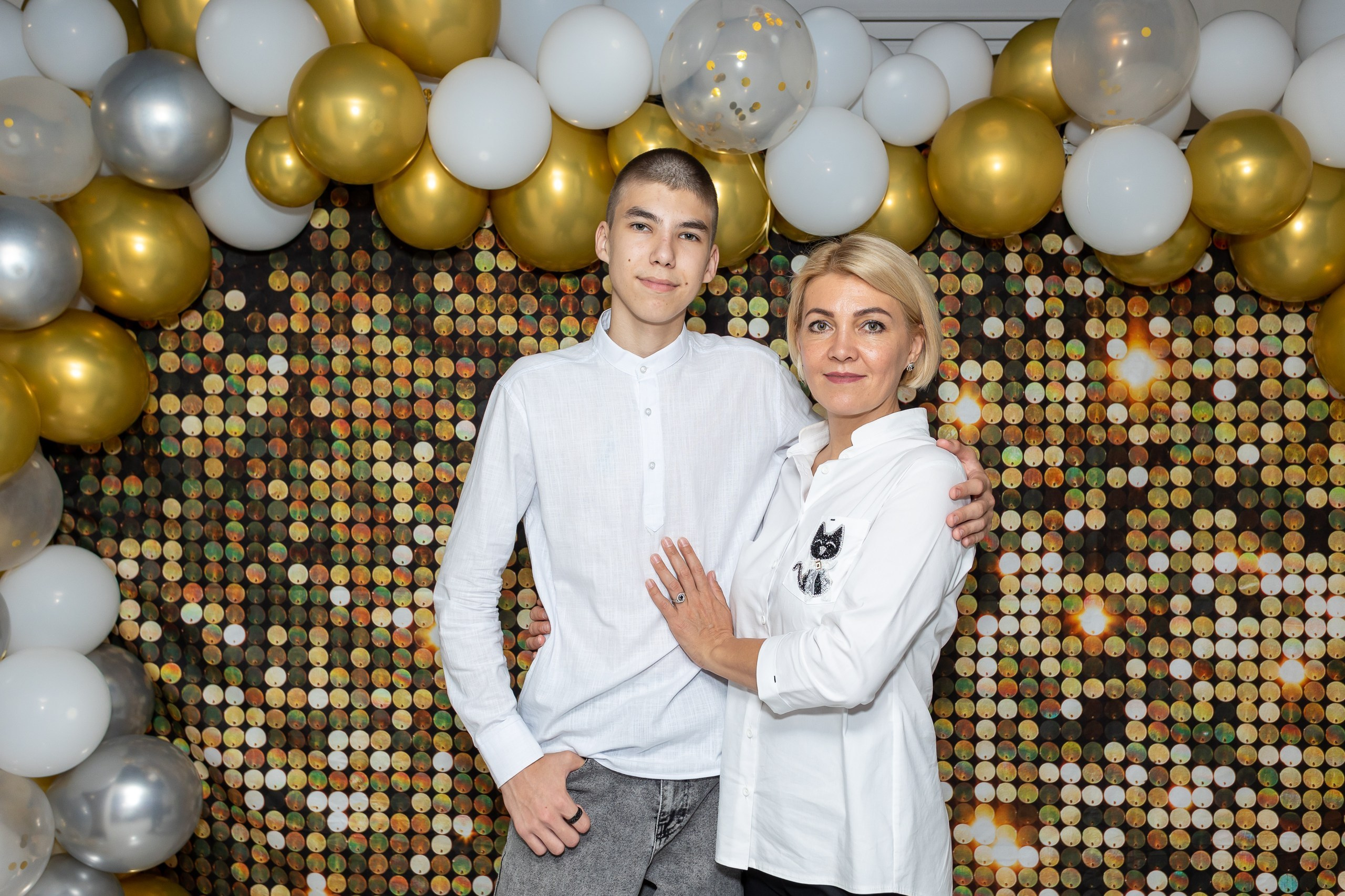 Вручение аттестата и выпускной вечер. Выпускные альбомы Майкоп, Краснодар Елена Золотарева