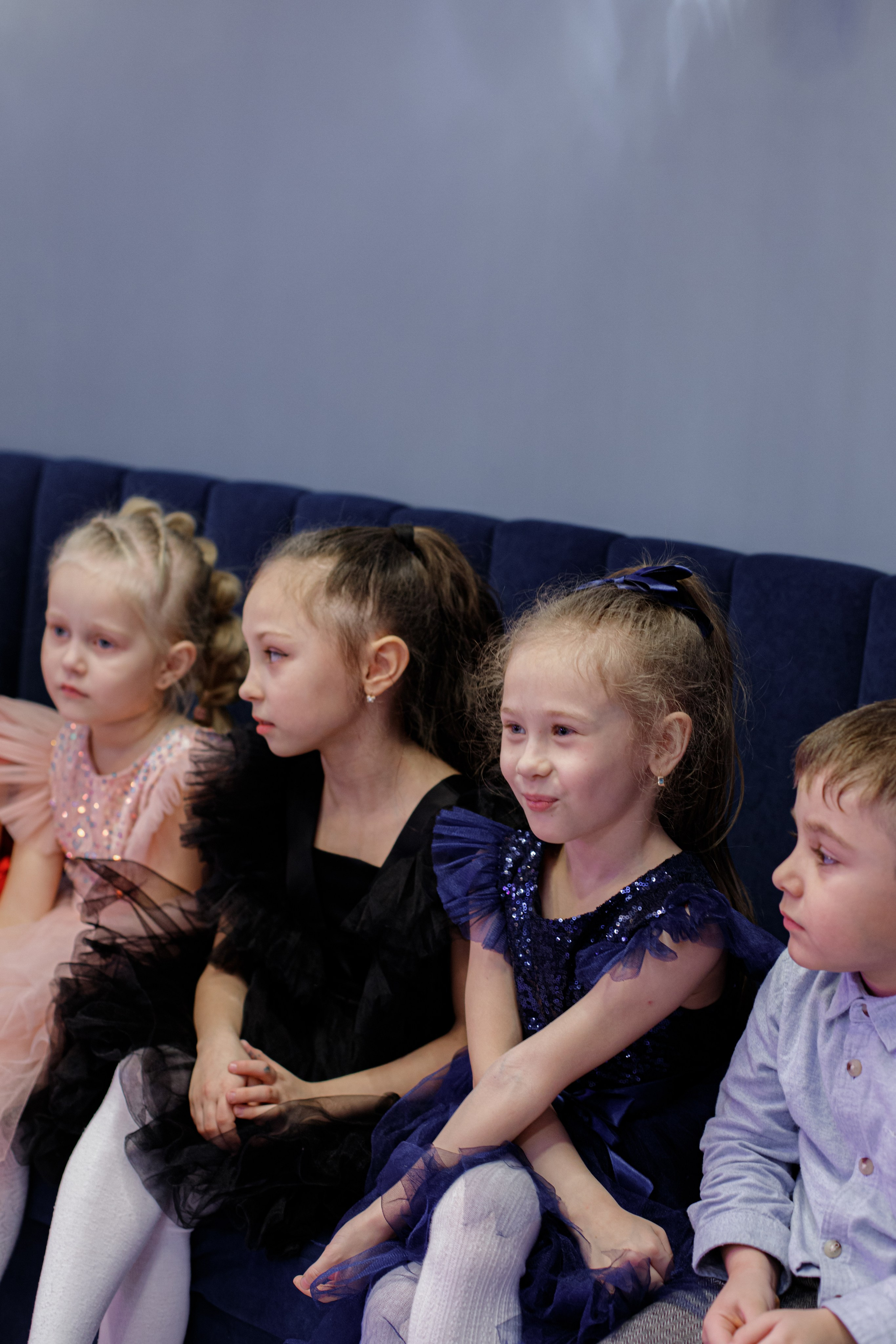 ASIA'S BIRTHDAY PARTY. Photokarish