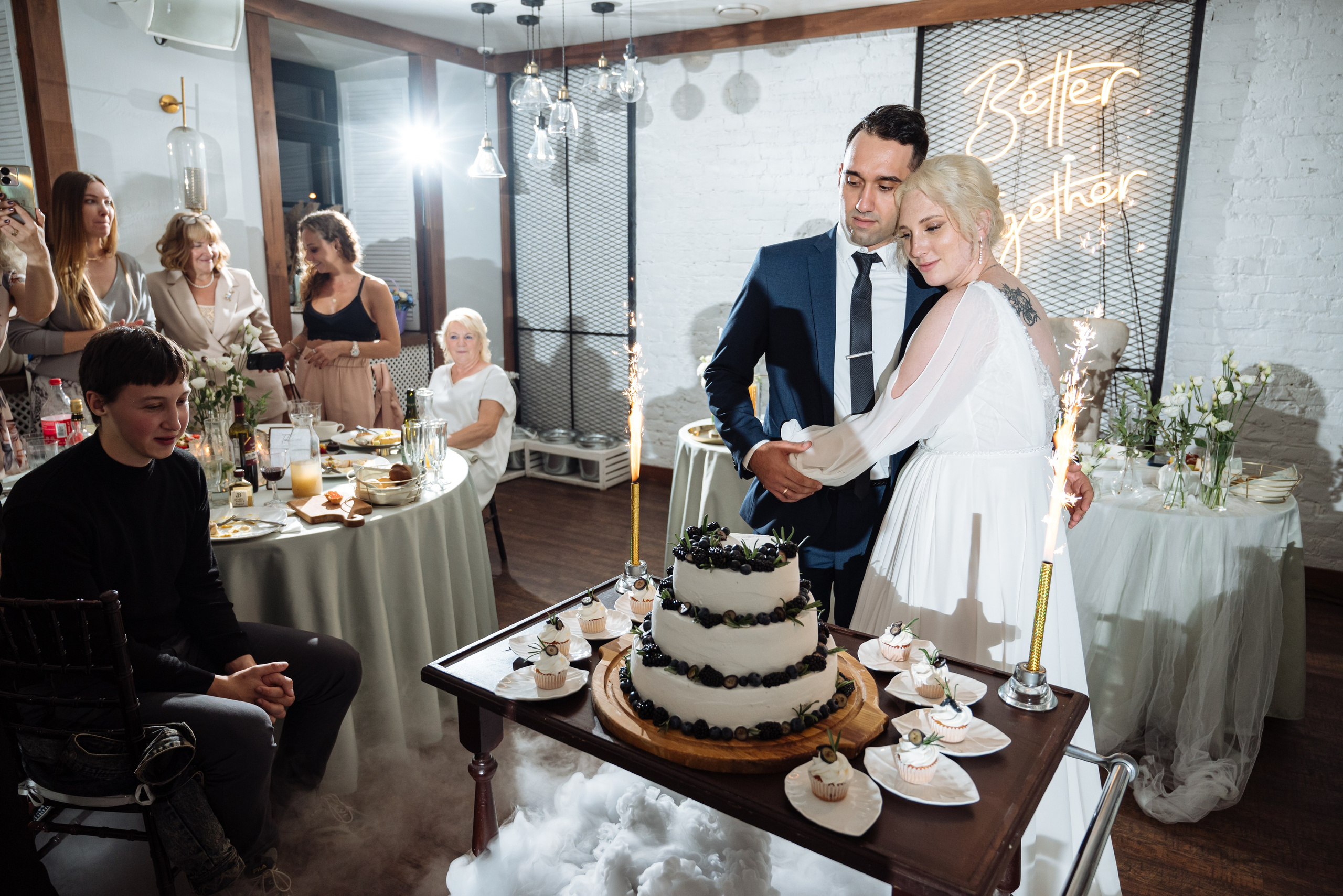 Свадьба в Санкт-Петербурге. Анастасия Петрович фотограф, фотокорреспондент в Москве и Санкт-Петербурге. Фотосъёмка репортажа, мероприятия, корпоративная съёмка, контент