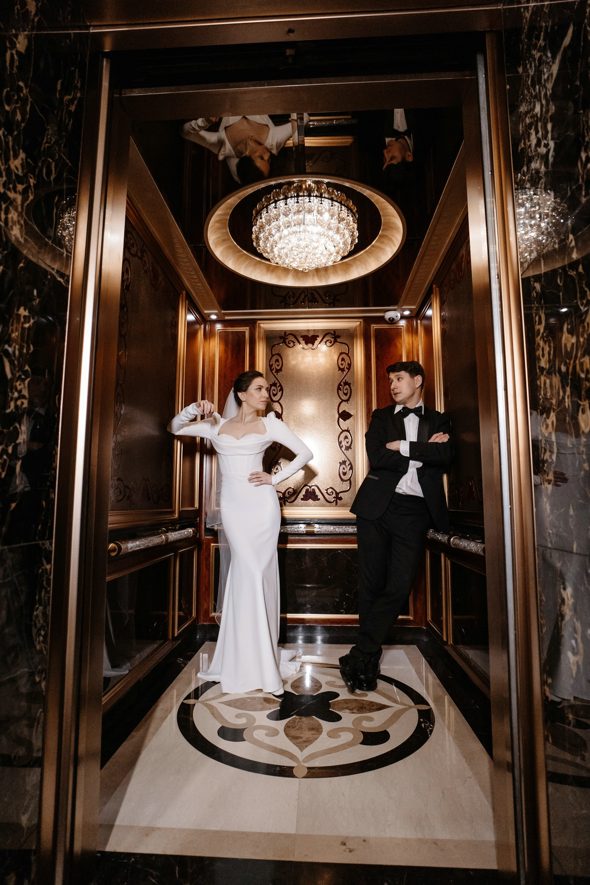 Фотосессия свадьбы в Lotte Plaza. Свадебный и семейный фотограф в Москве Светлана Зоткина