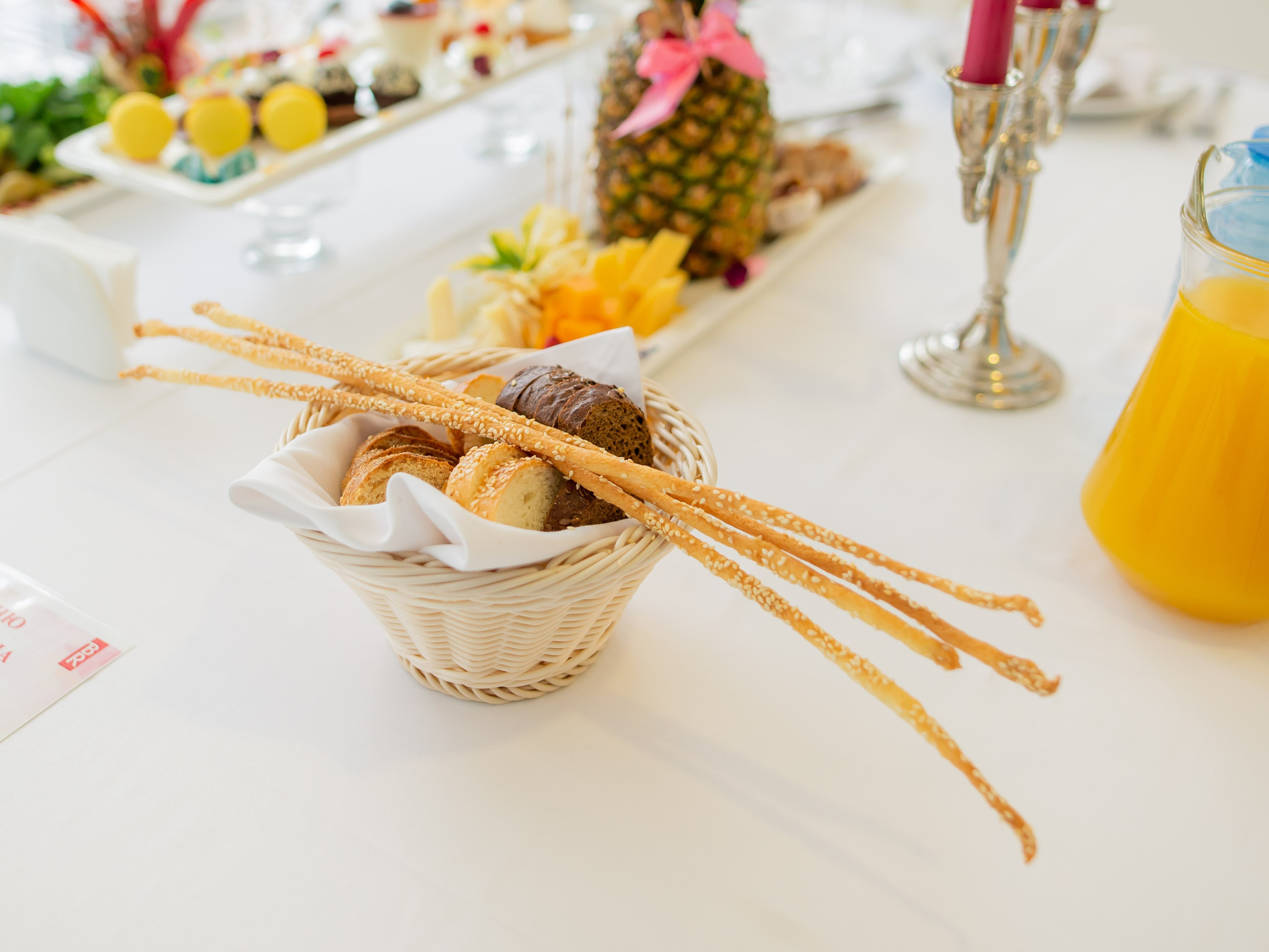 Bridge Resort. 8 марта. Поздравление от мужчин. Фотограф Сергей Катаев