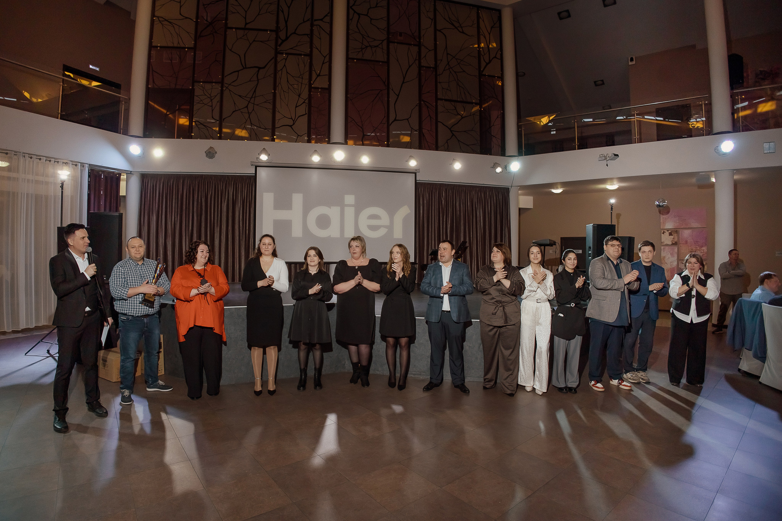 Haier. Свадебный фотограф