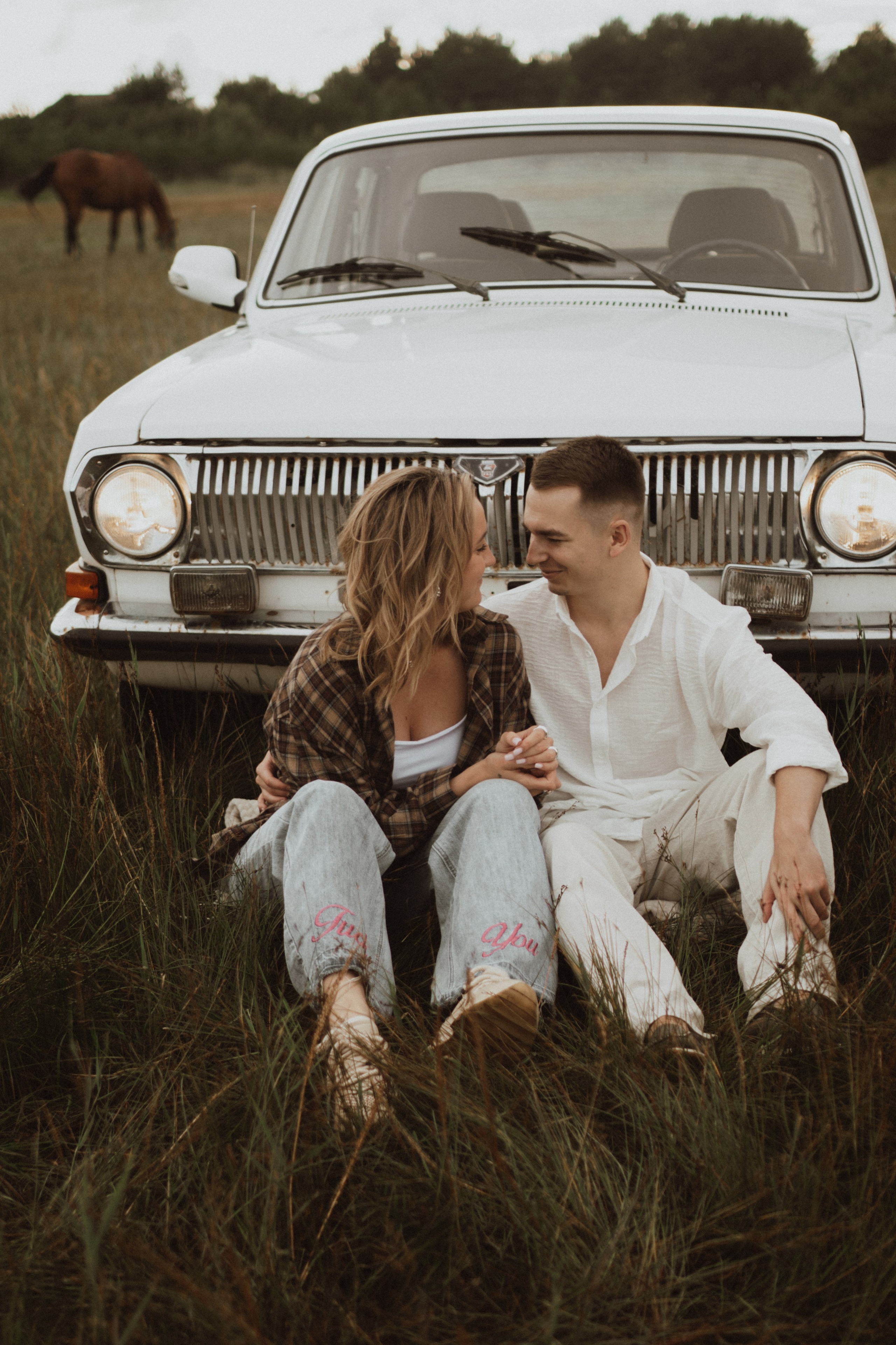 [… two lovers and volga]. Фотограф в Архангельске