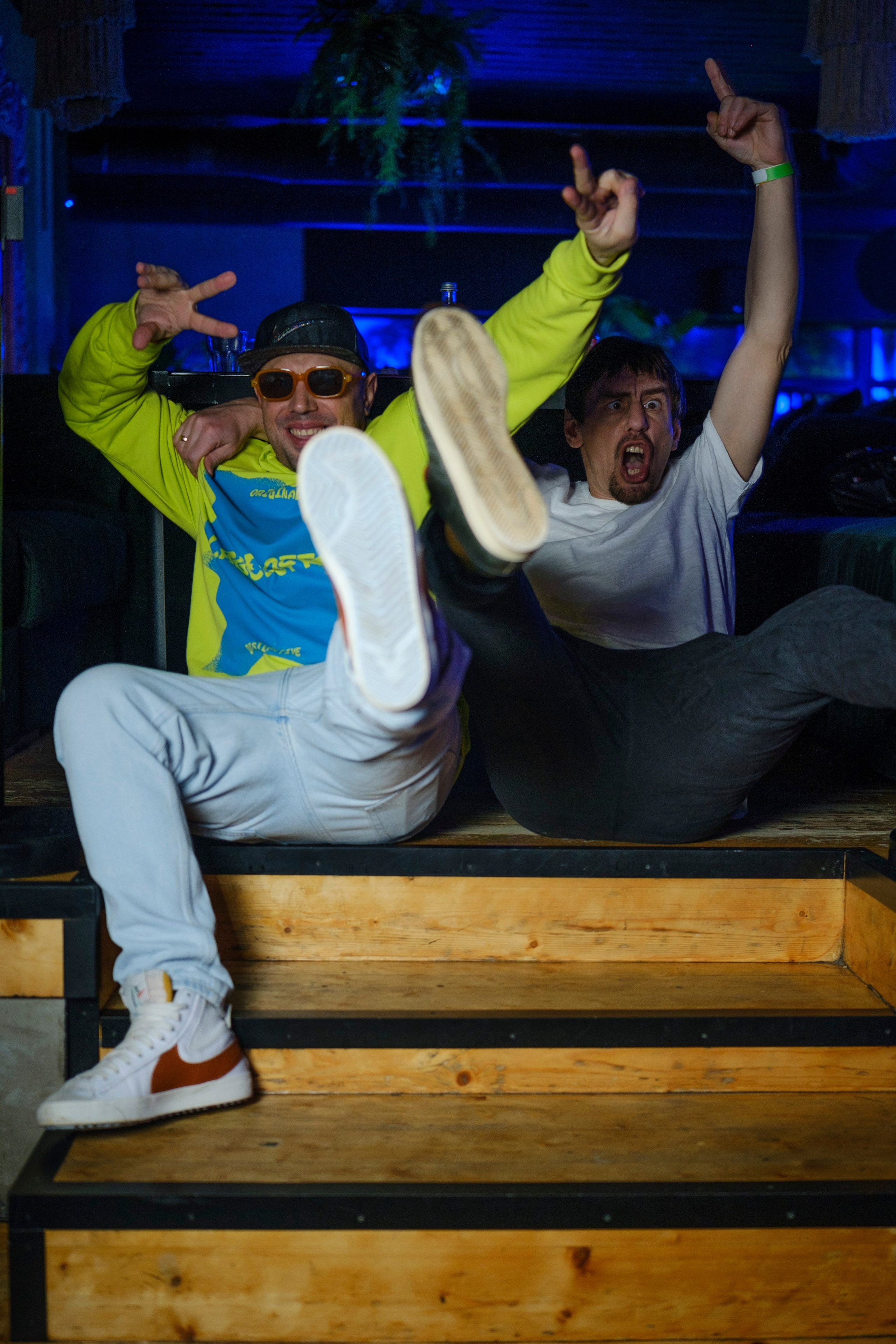 Embargo 2/03. Главная