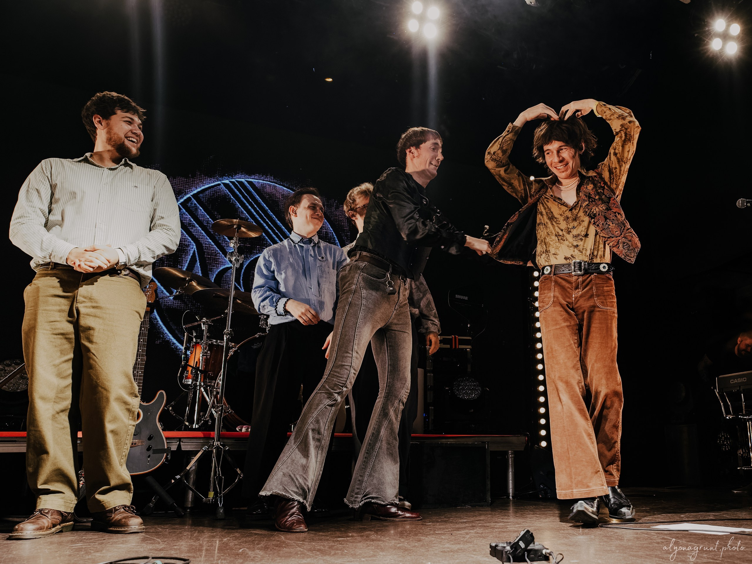 Сова, фоторепортаж, СПб, Космонавт, 18.12.2025. Алена Адрианова: фотограф в Санкт-Петербурге