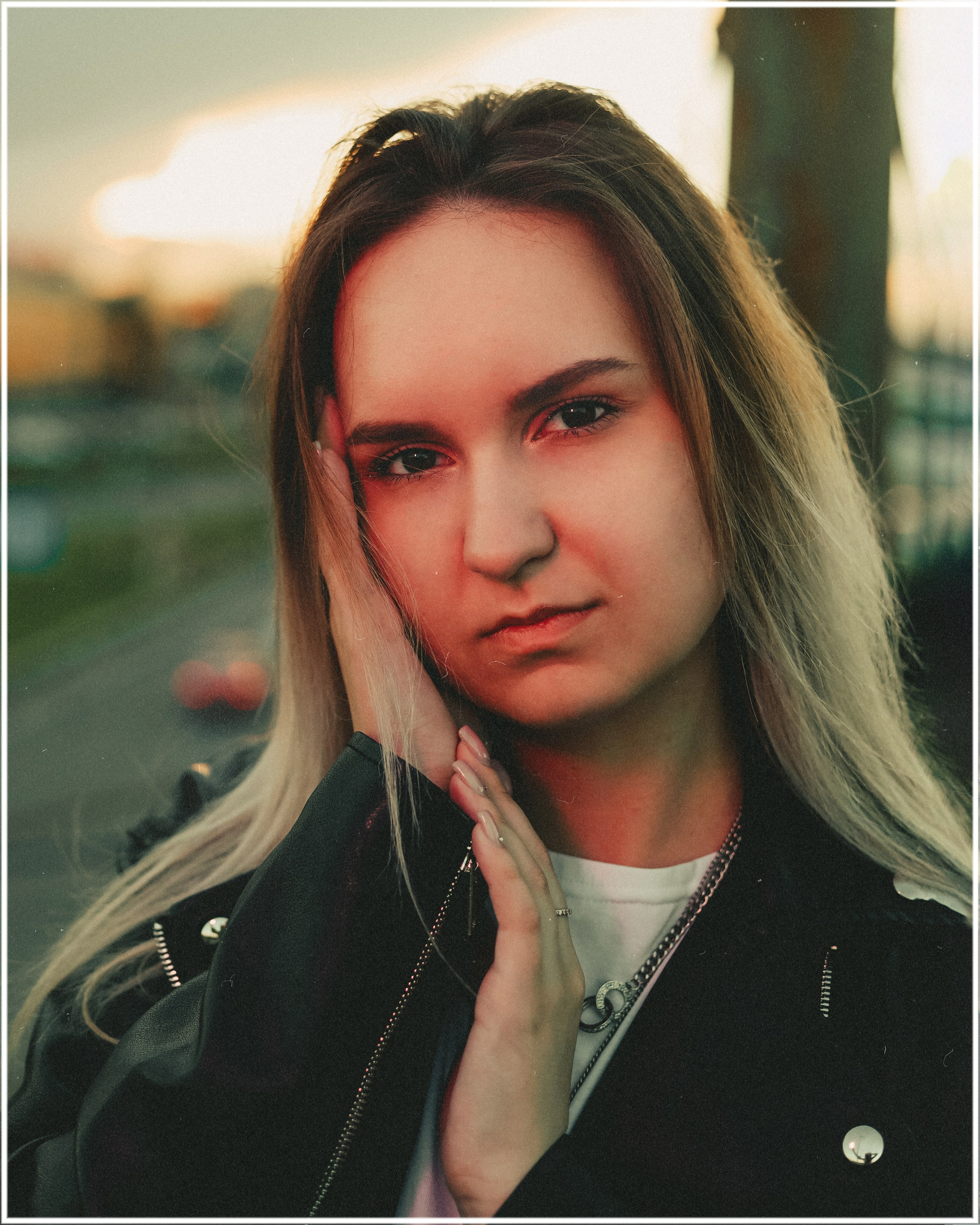 Red Evening. Sun Betty — кинофотограф Элизабет