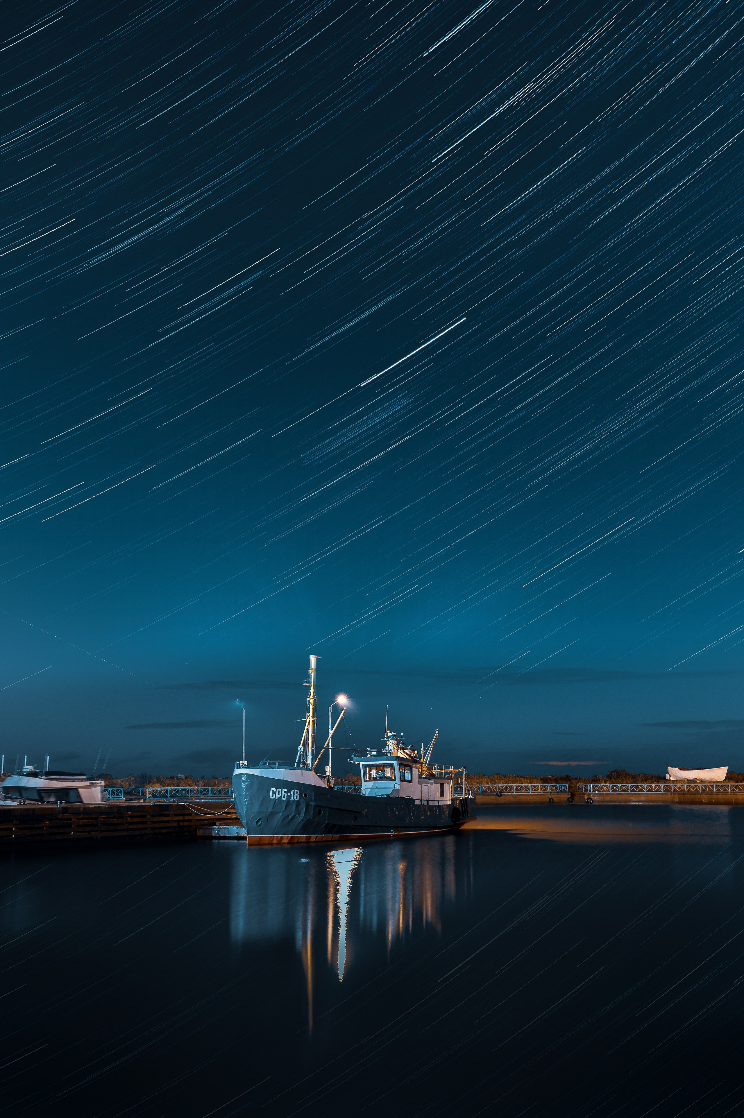 Ладожское озеро, Ладожское озеро Ленинградская область, пейзажи ладожского озера, астрофотография, пейзажи Ленинградской области, ночной пейзаж, звездные треки