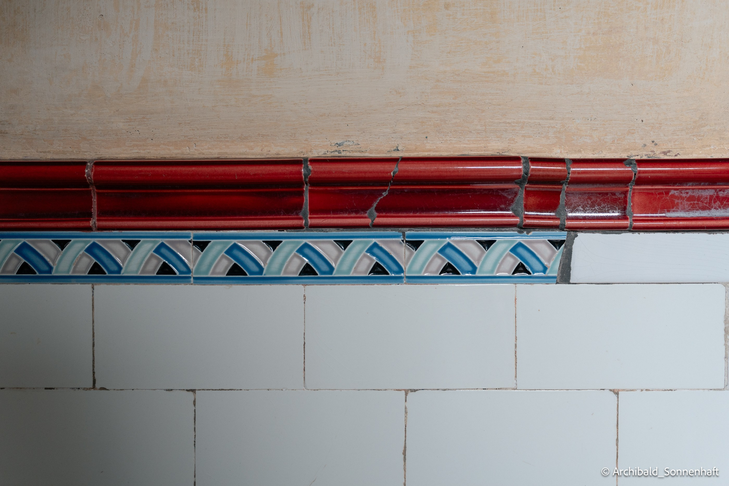 Diaolou in Kaiping. Photographer in Guangzhou, China. Archibald Sonnenhaft